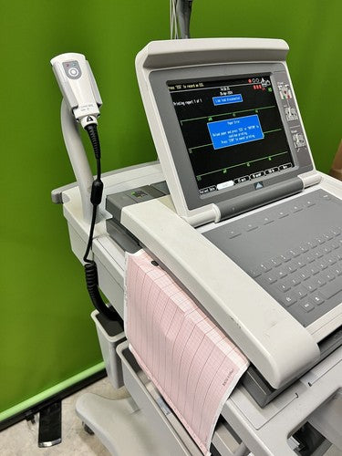 GE Medical MAC 5500HD EKG ECK W/ CAMERA, PN# 2053900-001 and Trolley Cart.