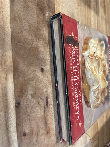 The Pastry Queen : Royally Good Recipes from the Texas Hill Country's