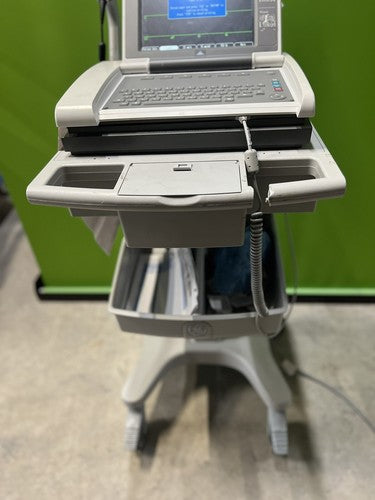 GE Medical MAC 5500HD EKG ECK W/ CAMERA, PN# 2053900-001 and Trolley Cart.