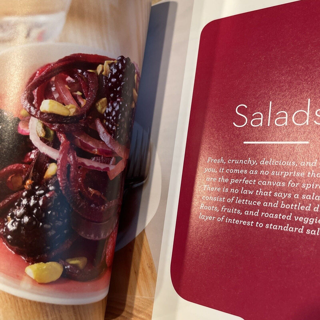 The Spiralized Kitchen : Transform Your Vegetables into Fresh and Surprising...