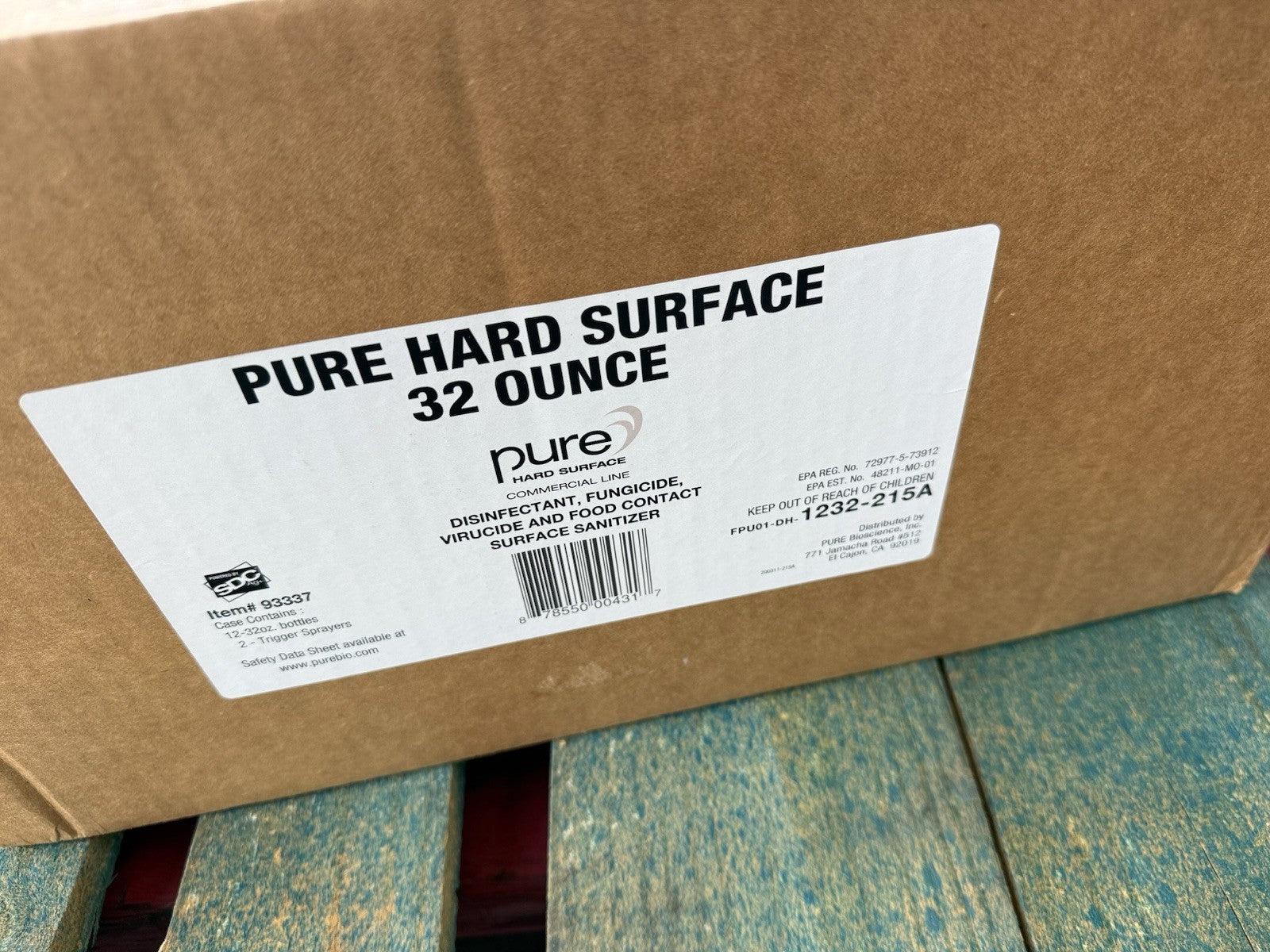 Case Of 12 PURE Hard Surface Commercial line Against Bacteria, 32 oz 93337
