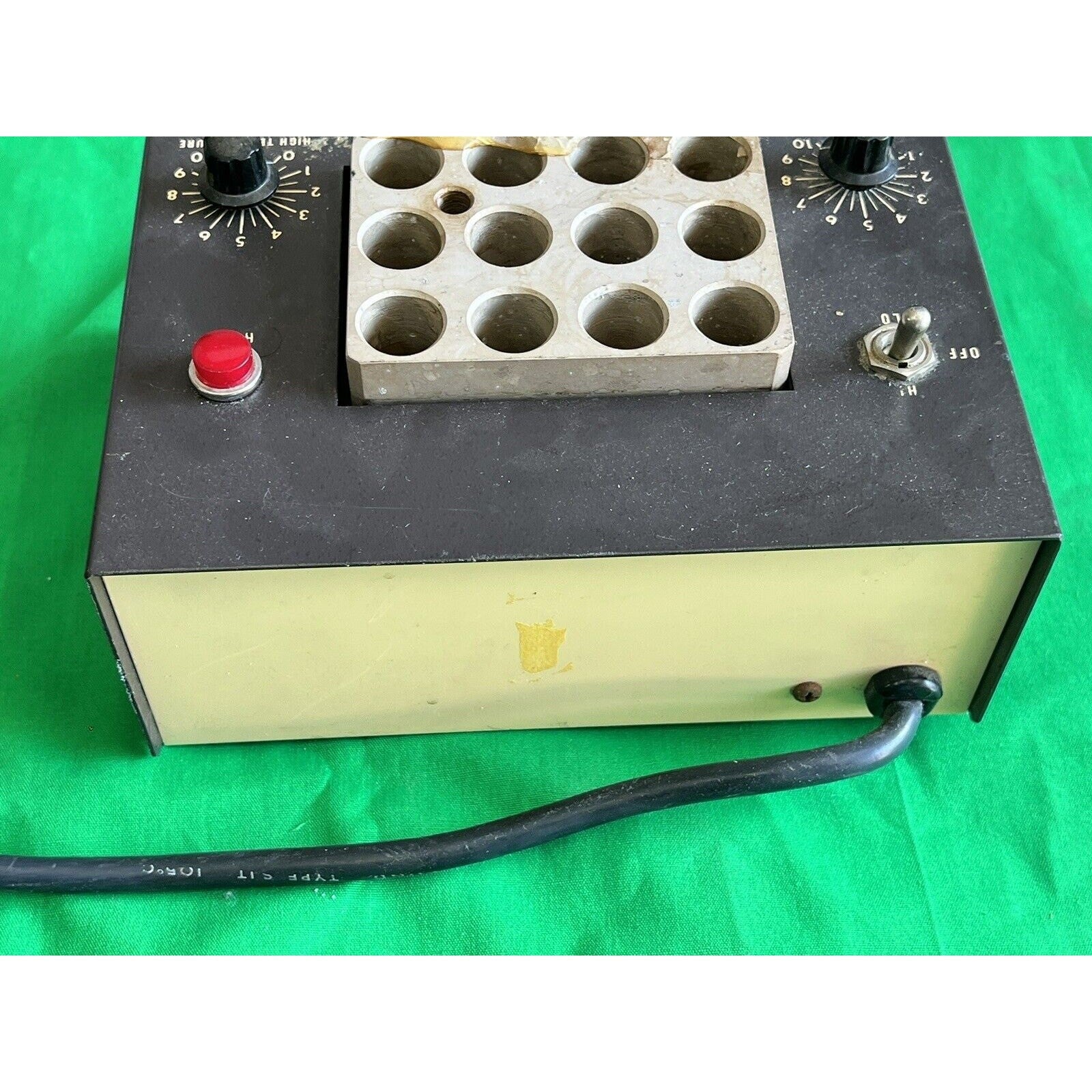 Lab Line Instruments No. 2090 Multi-Blok Lab Laboratory Desk Top Electric Heater