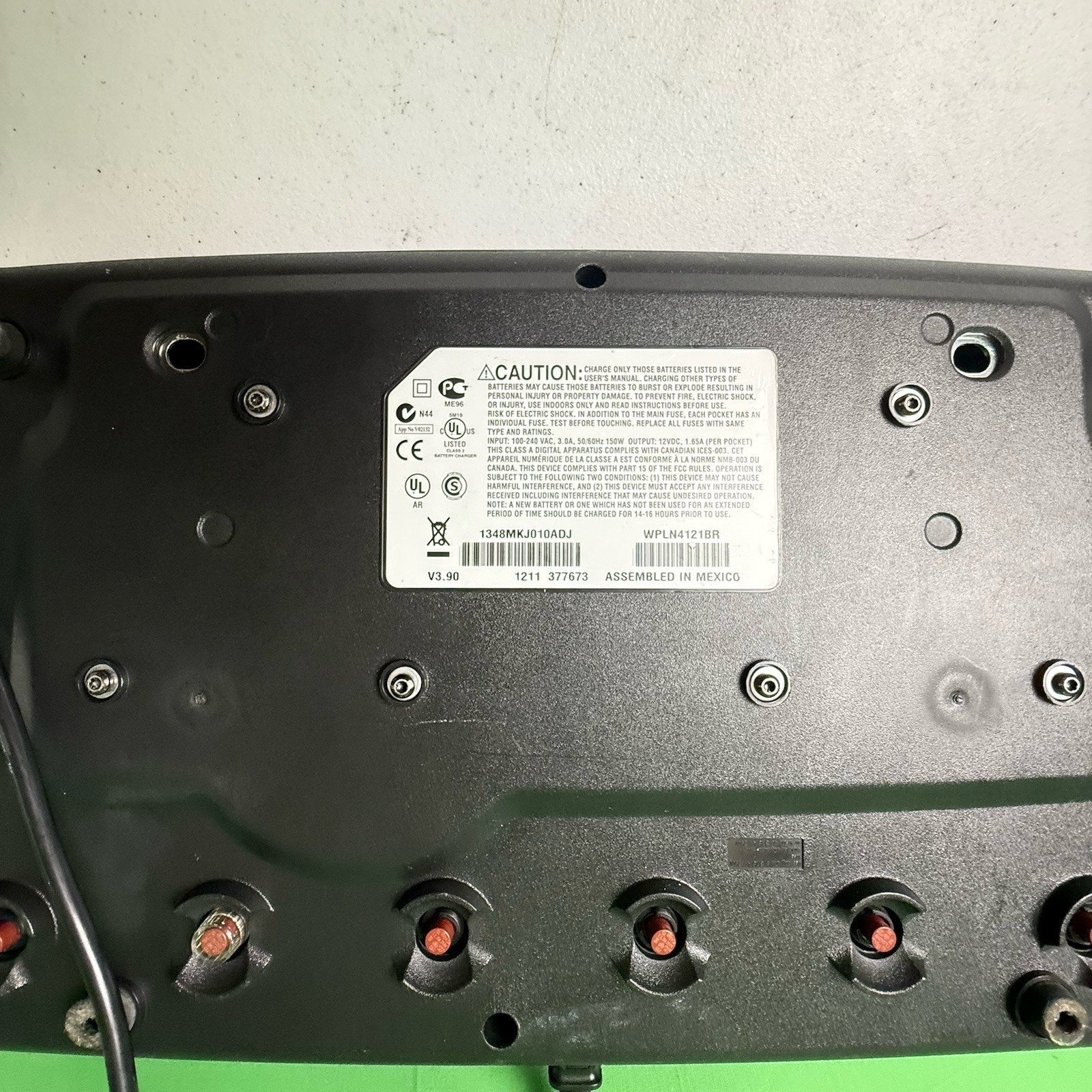 Motorola Impres WPLN4121BR 6-Bay Adaptive Charging Station, W/Power Cord