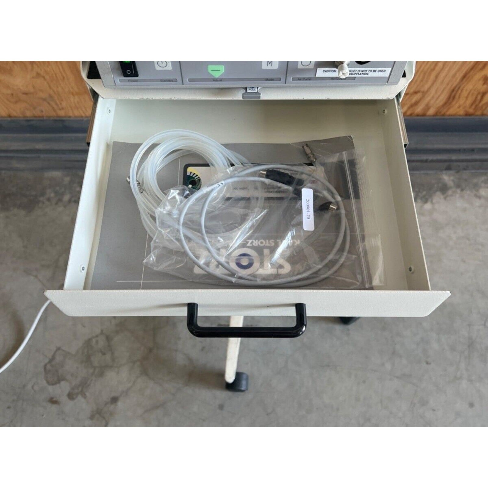 Karl Storz 20133120 SCB Xenon 300 Watt Light Source Endoscopy With Stand