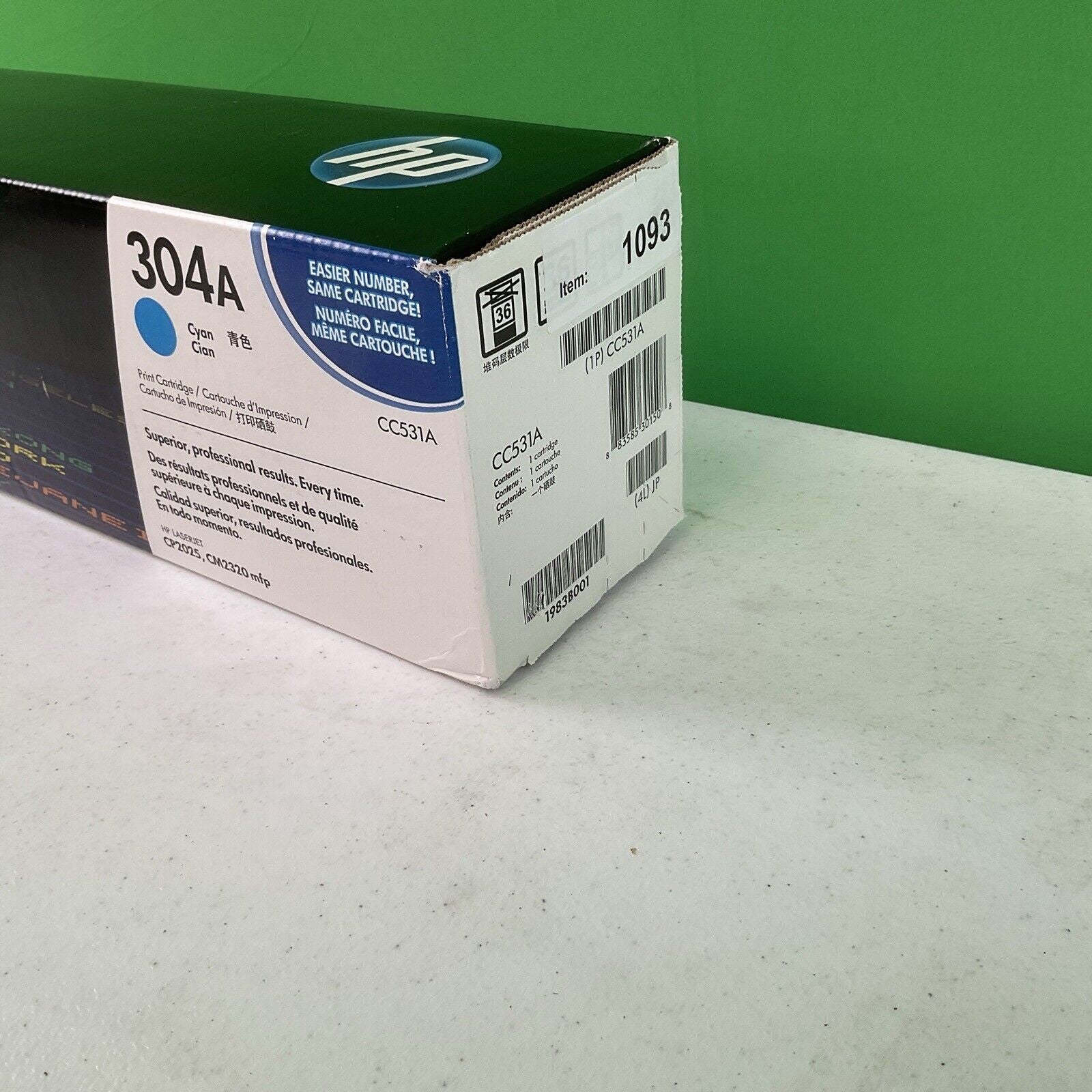Genuine Hewlett Packard 304A Cyan LaserJet Print Toner Cartridge CC531A. #1093