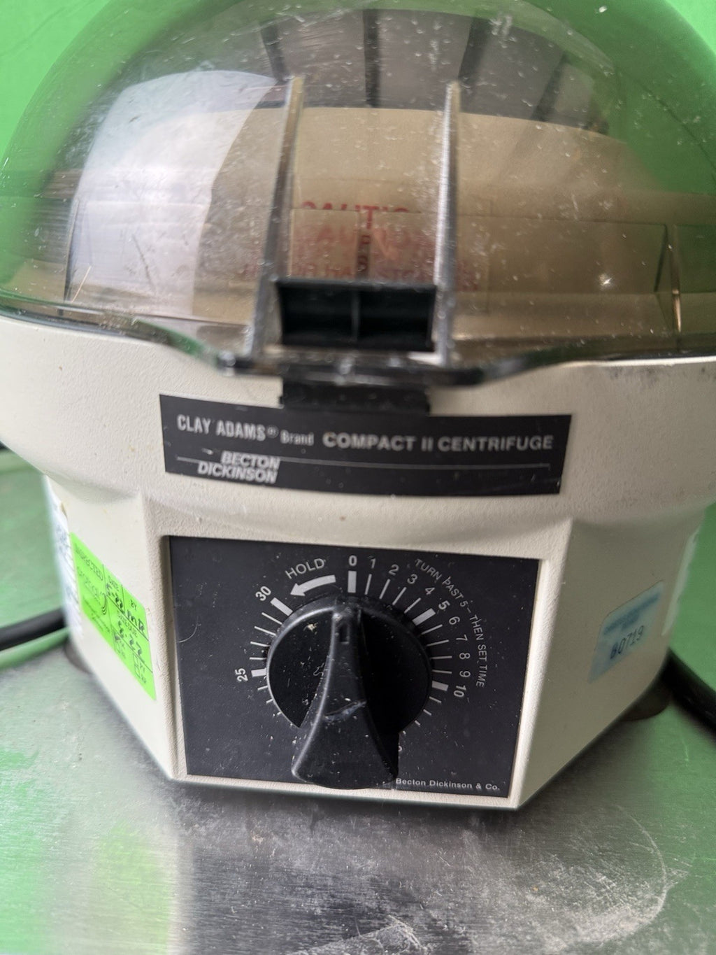 Clay Adams Compact II Centrifuge 420225,  115V. TESTED