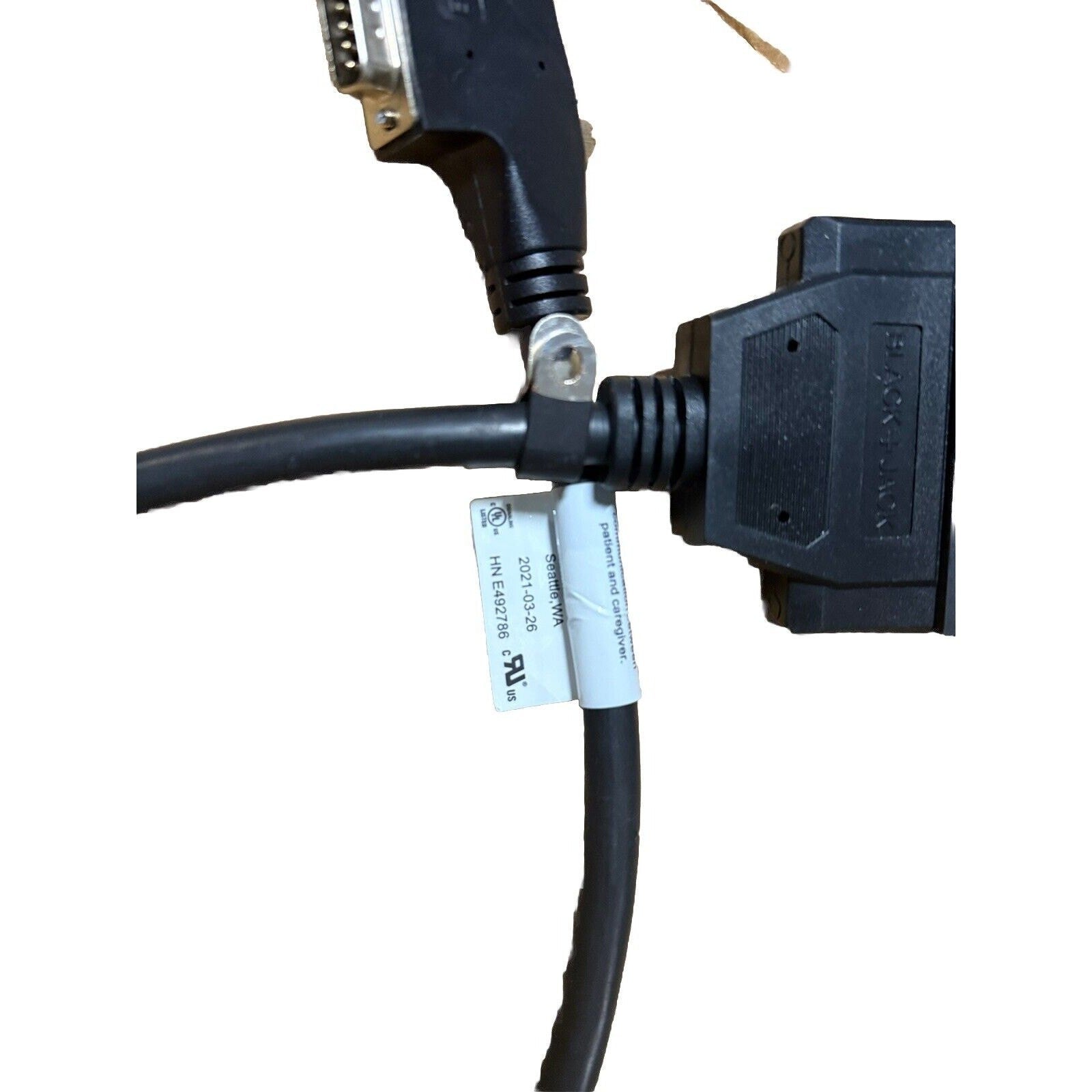HATCHMED XFR MAGNETIC 37-PIN STRAIGHT FEMALE, RIGHT ANGLE 37-PIN, 32 Inches