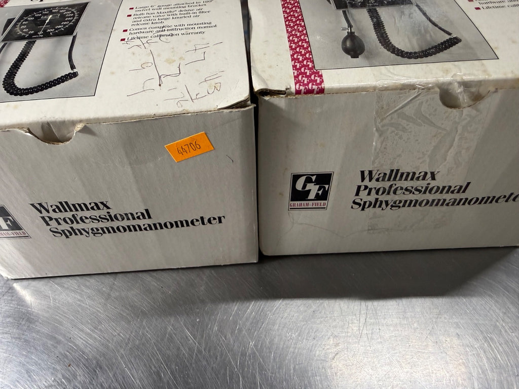 Labtron V222B Wallmax aneroid wall manometer w/ GE Critikon DURA-CUF adult