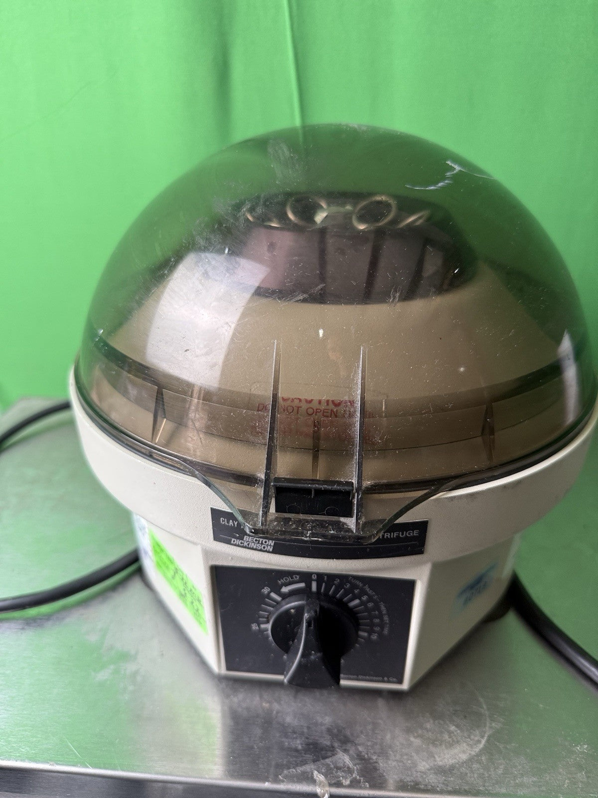 Clay Adams Compact II Centrifuge 420225,  115V. TESTED