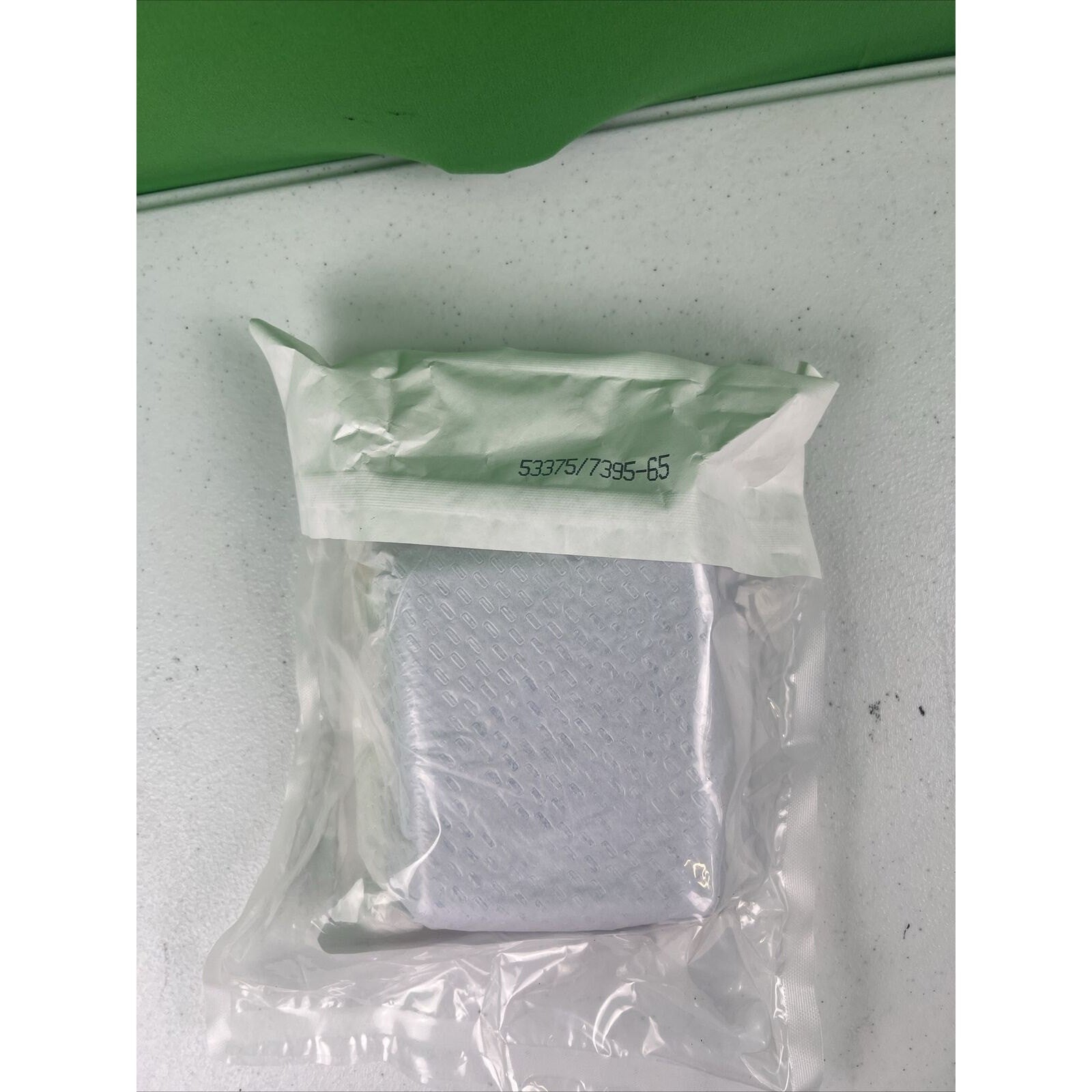 Medline SUCT CATH KIT 8 FR W/SALINE. Exp Date 5/31/2031