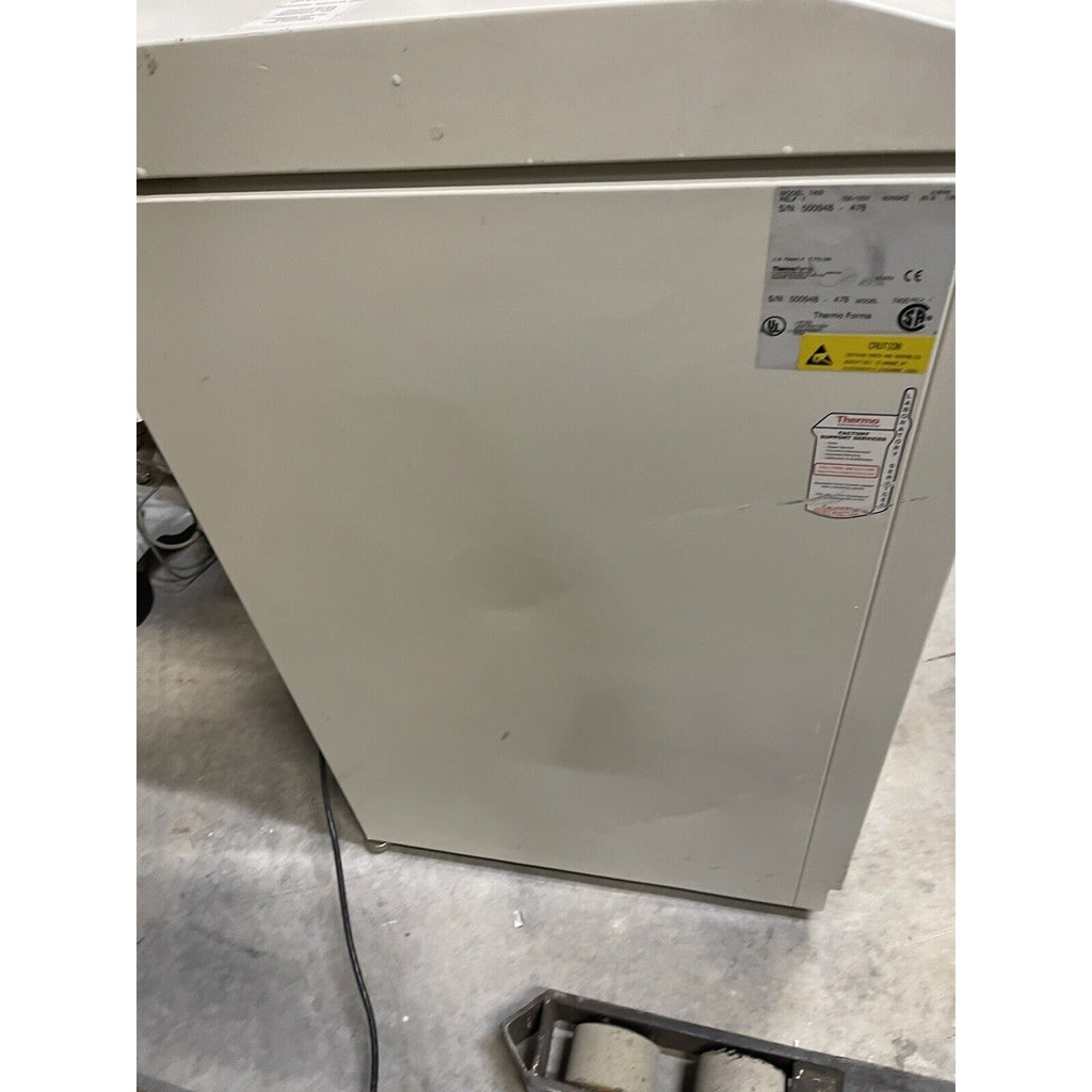 T186098 Thermo Electron CryoPlus 1 Liquid Nitrogen Storage System Model 7400