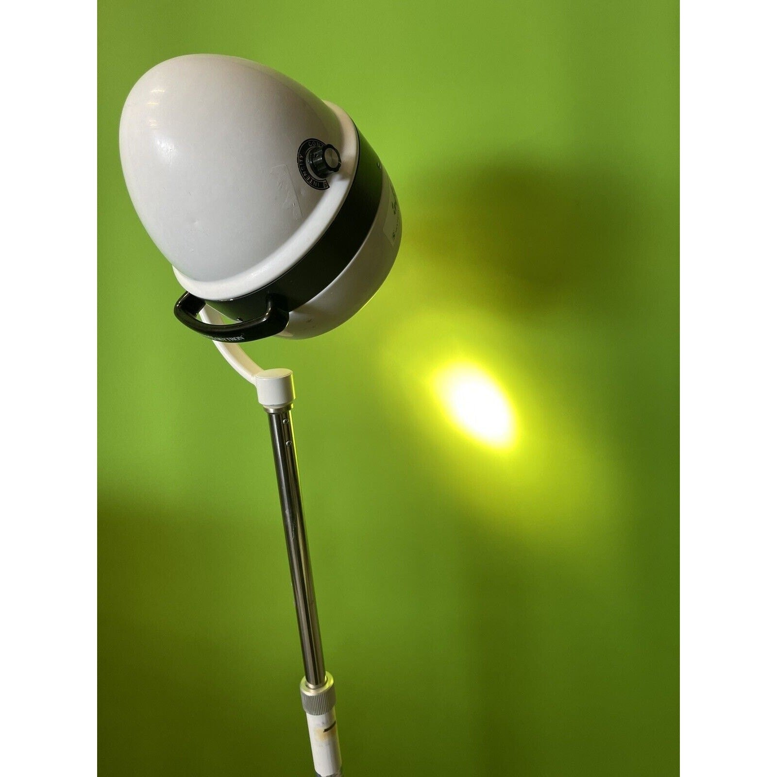 SKYTRON I9 SURGERY PROCEDURE LIGHT. Works