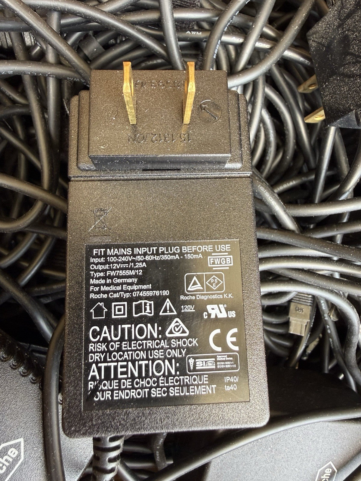 Roche FW7555M/12 100-240V/50-60Hz AC Adapter, For Cobas Accu-Chek Inform II