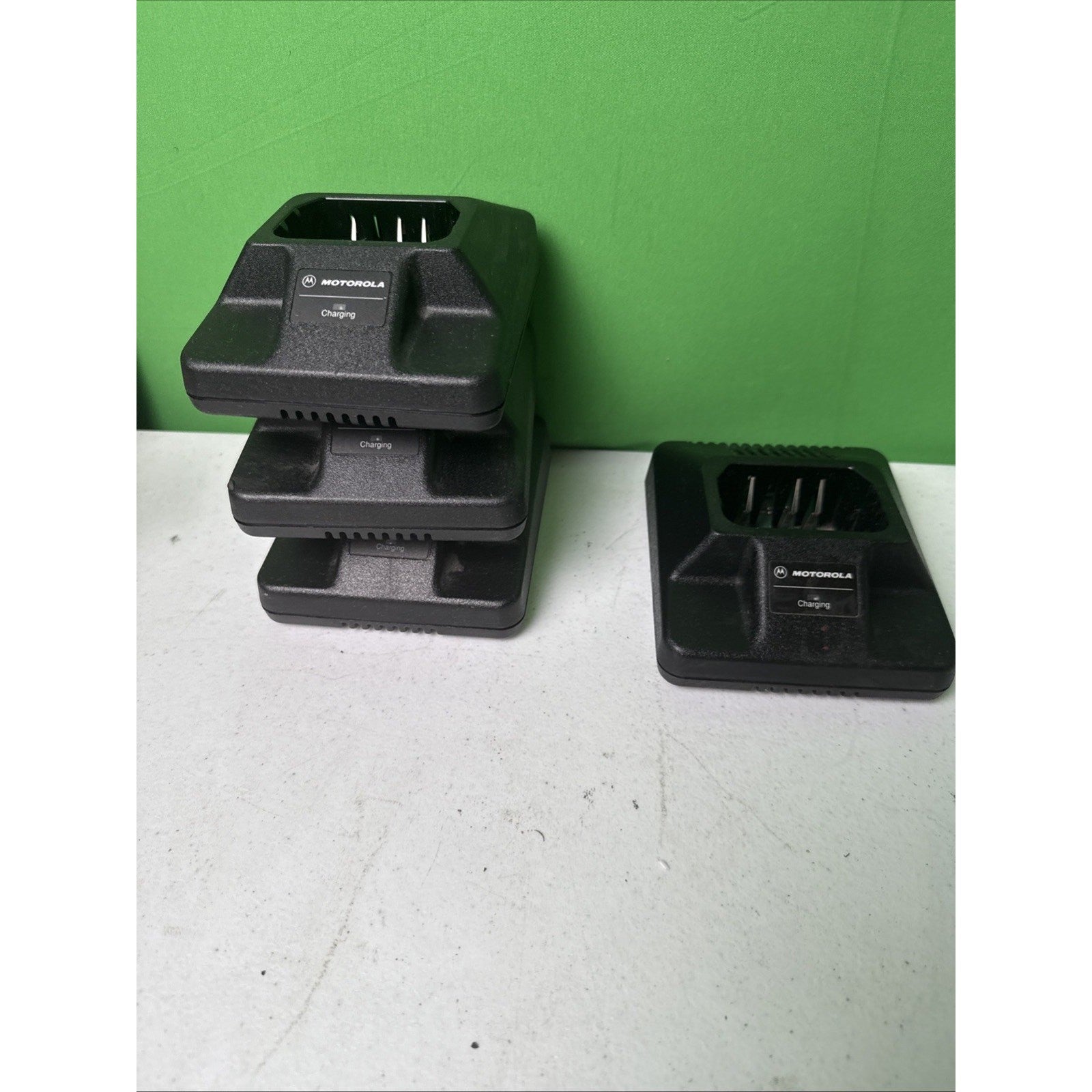 Motorola HTN9702A Standard Charger Base 10 Hours