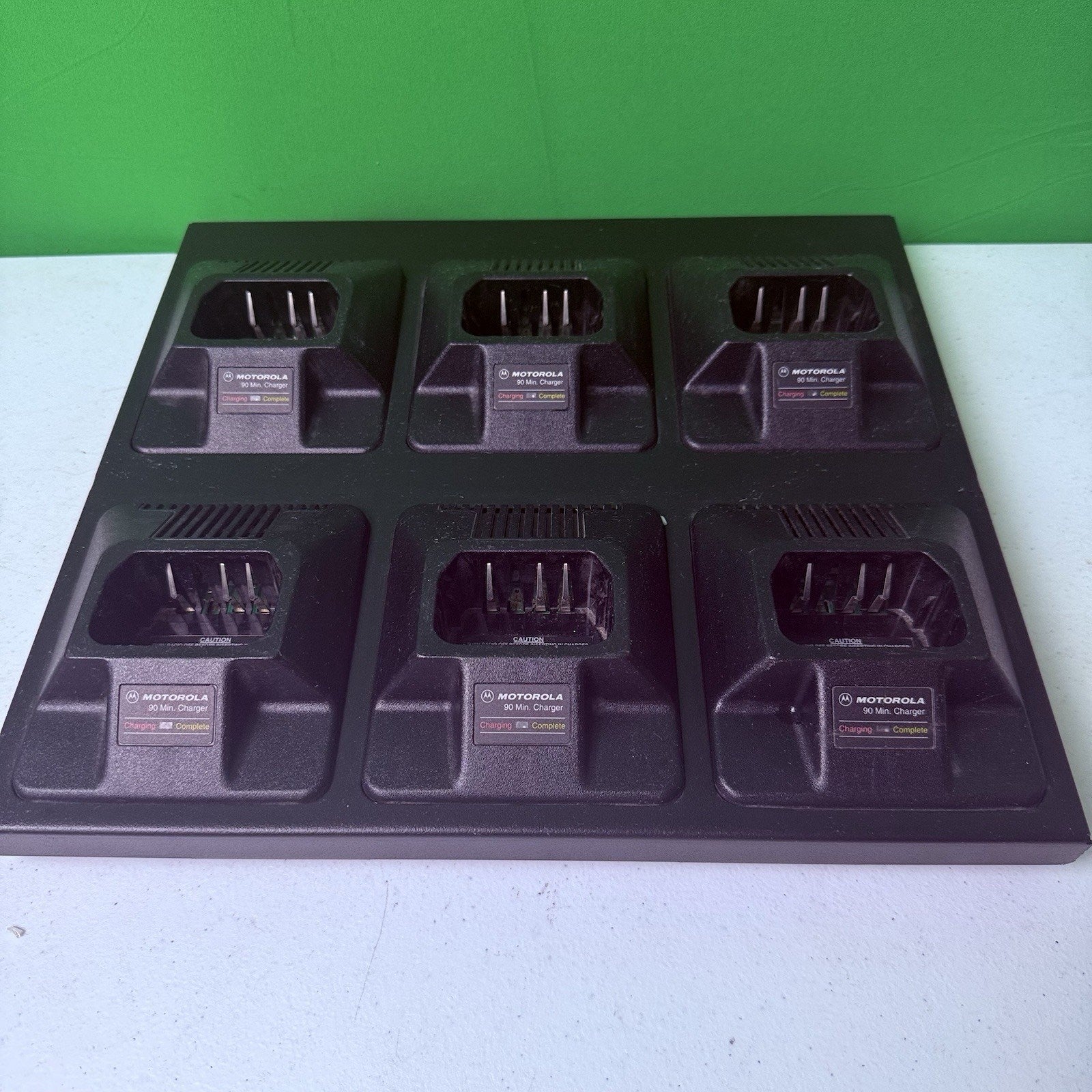 Motorola 6 Bay 90 Minute Fast Charger HTN9154A, No Power Supply