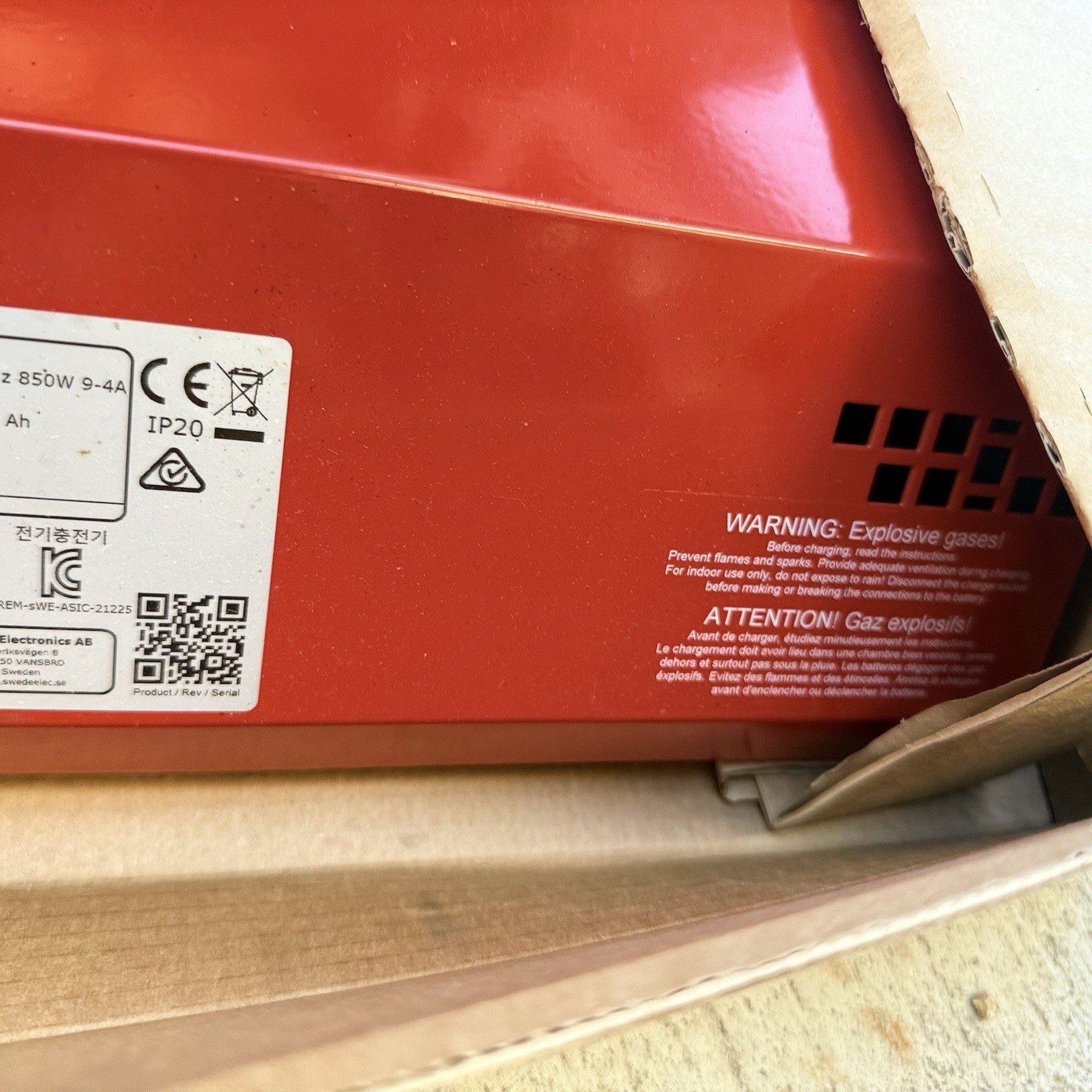 Swede Electronics ASIC-21225 Autostore Battery Charger