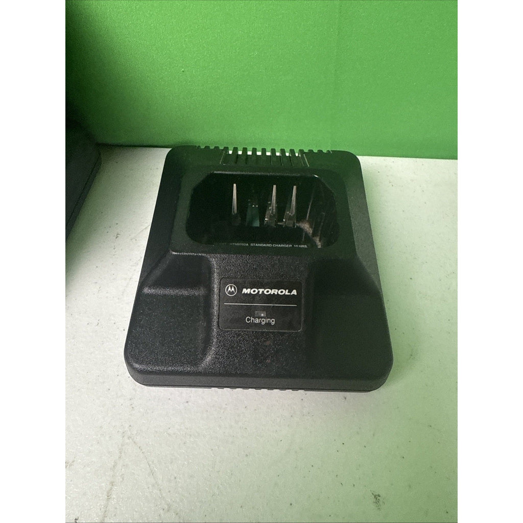 Motorola HTN9702A Standard Charger Base 10 Hours