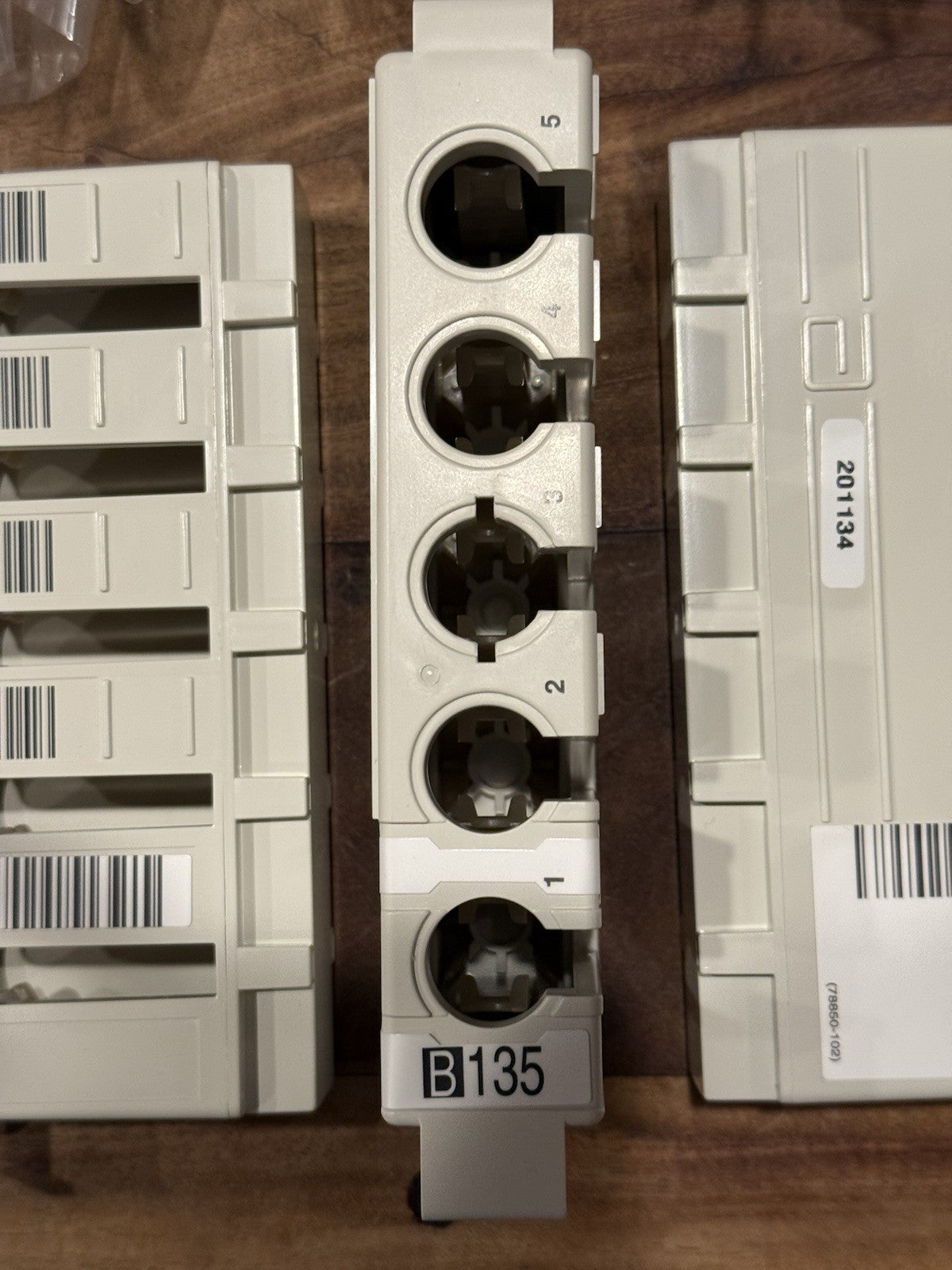Abbott Chemistry Analyzer Sample Carrier Racks 77513-108 5-Tube Ports, 29 Units