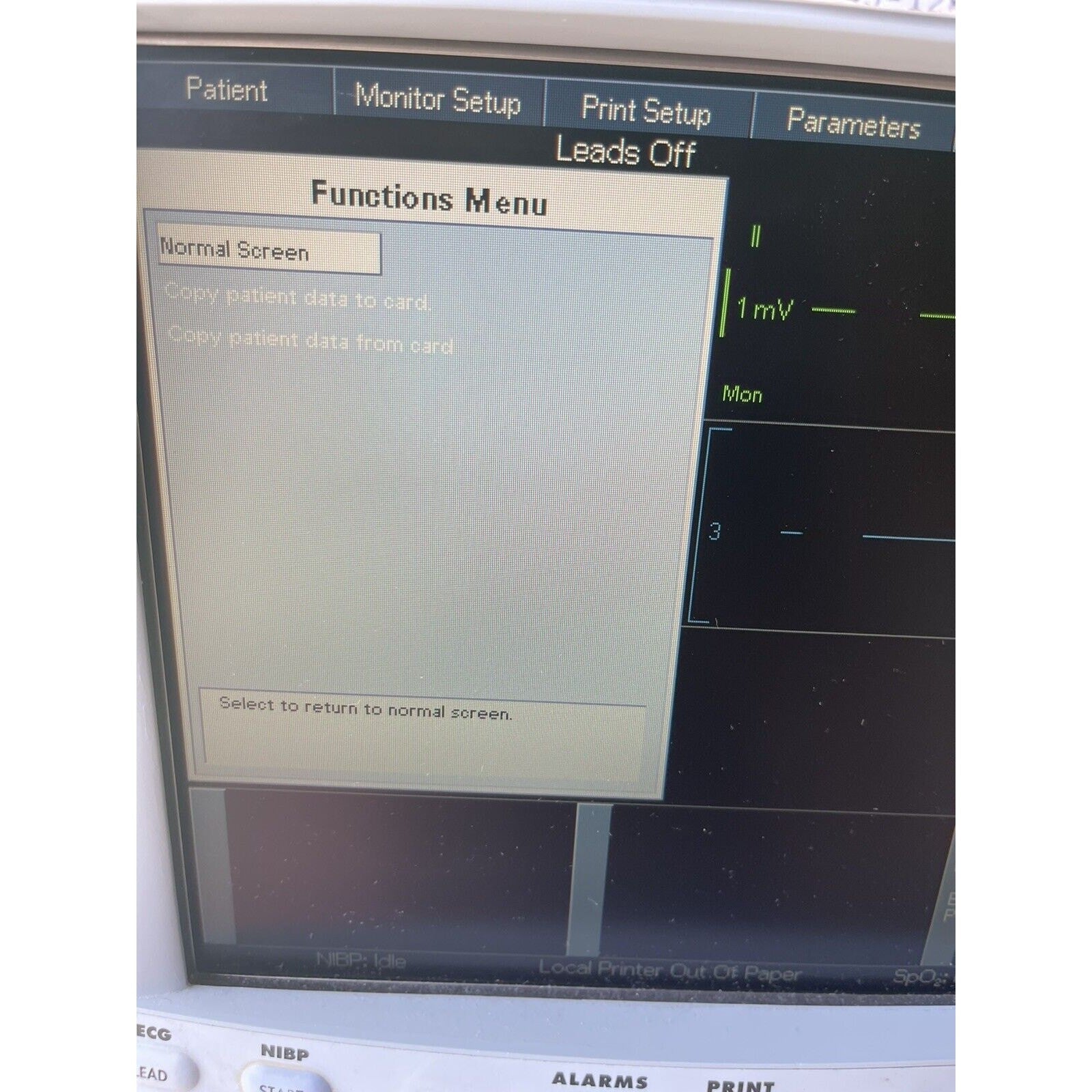 Datascope Passport 2 Patient Monitor With Stand & Culff