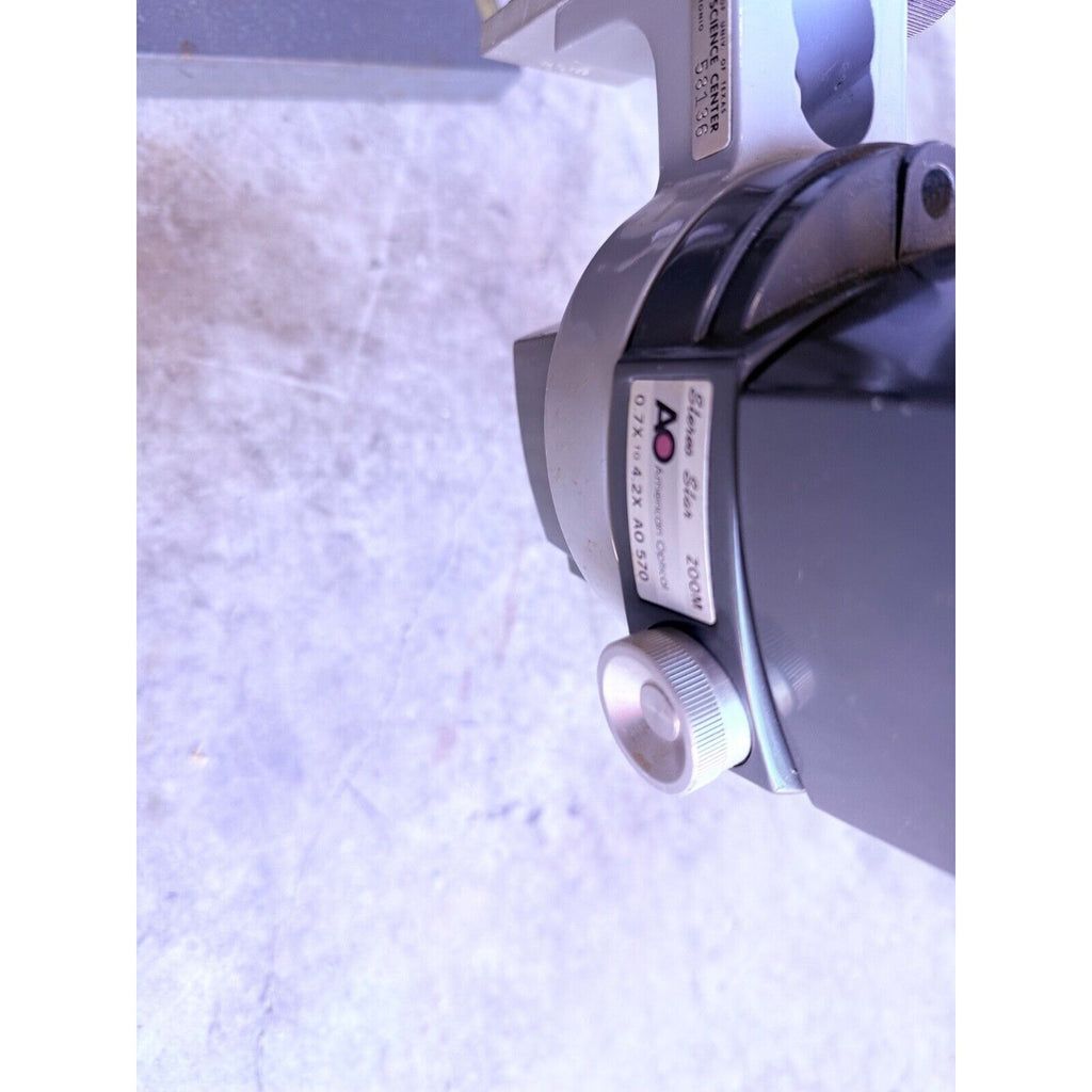 AMERICAN OPTICAL AO ZOOM STEREOSCOPE 0.7X-4.2X STEREO ZOOM MICROSCOPE A0 570