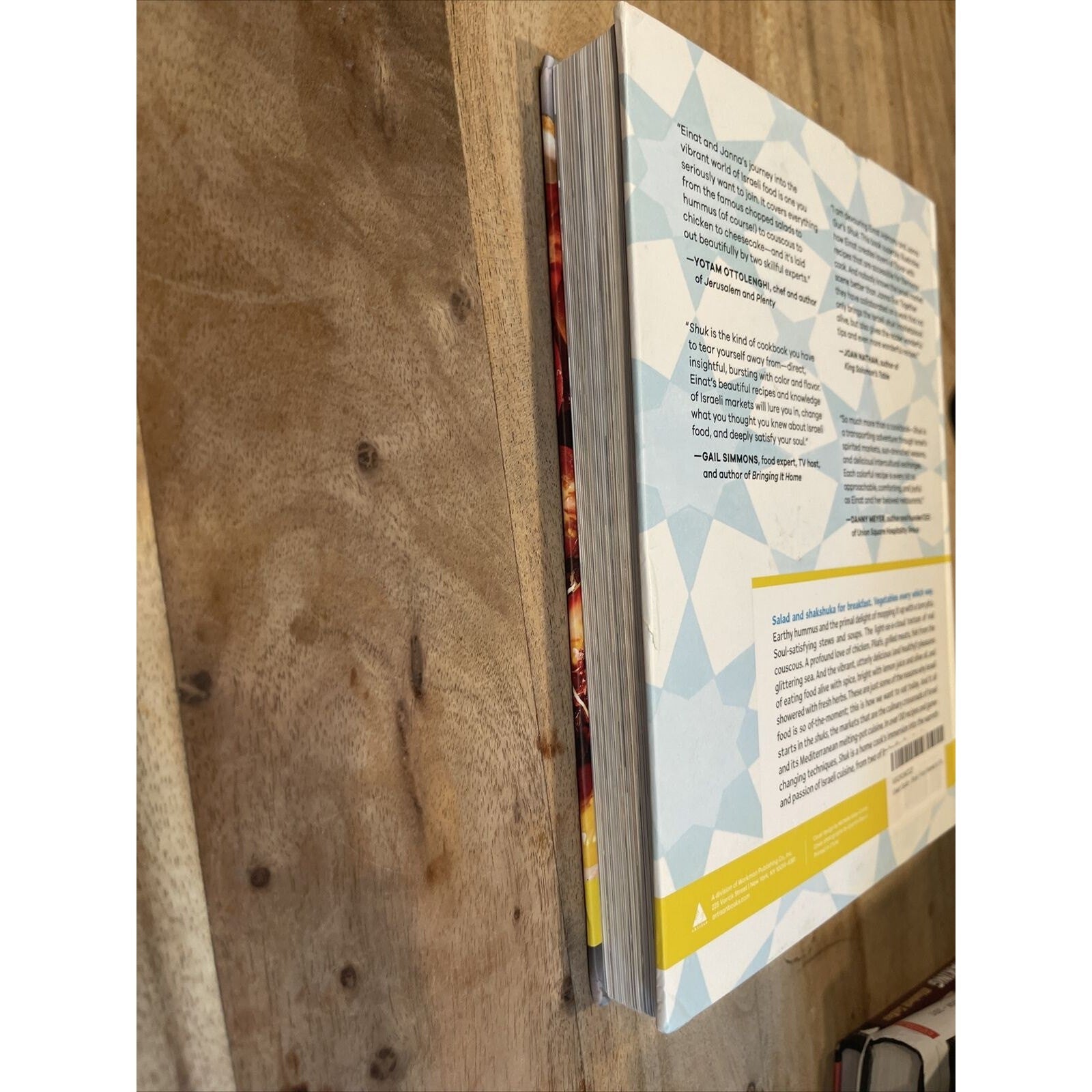 Shuk : From Market to Table, the Heart of Israeli Home Cooking by Janna Gur and