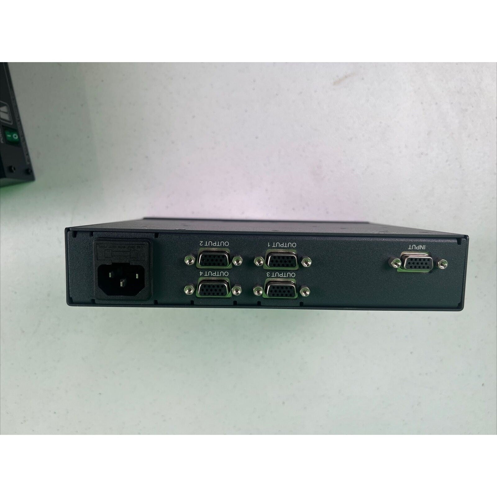 KRAMER VP-4XL/ VP4XL (NEW) AMPLIFIER VIDEO DISTRIBUTION COMPUTER GRAPHICS 375MHZ