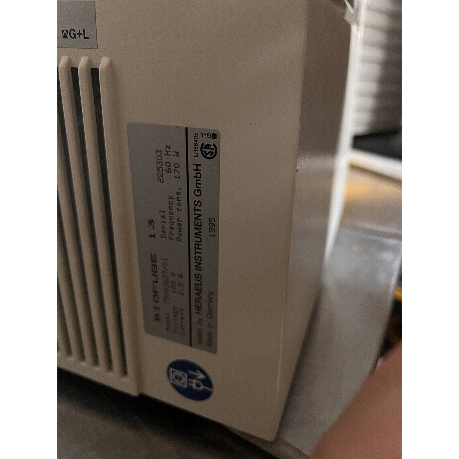 Baxter Heraeus Biofuge 13 Model 3637 W/ Heraeus Cat-No. 3743 - TESTED