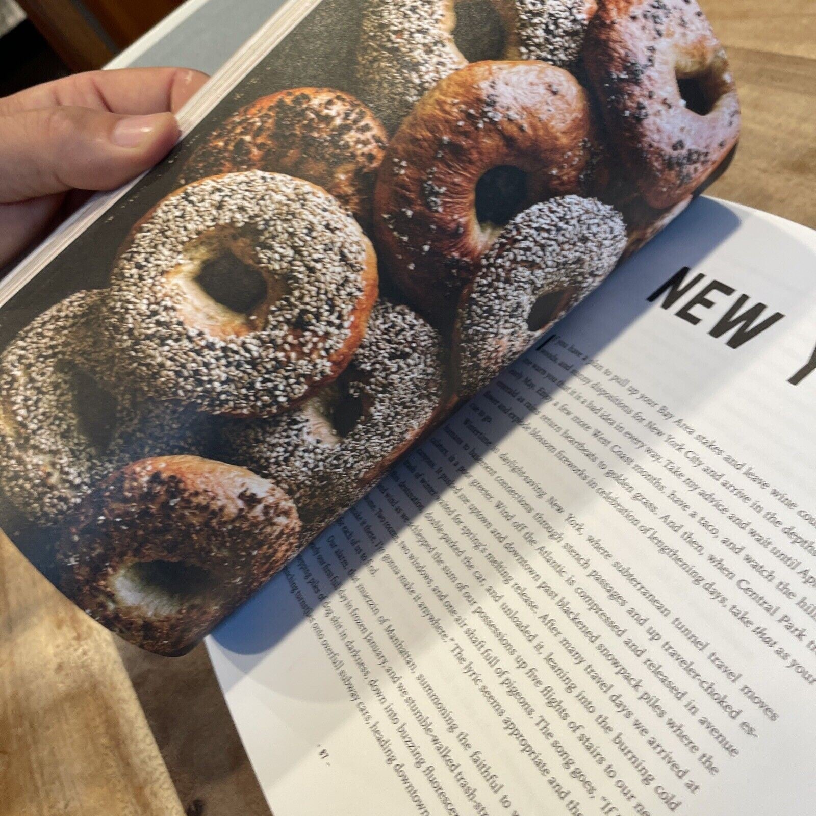 Breaking Bread : A Baker's Journey Home in 75 Recipes by Martin Philip (2017,...