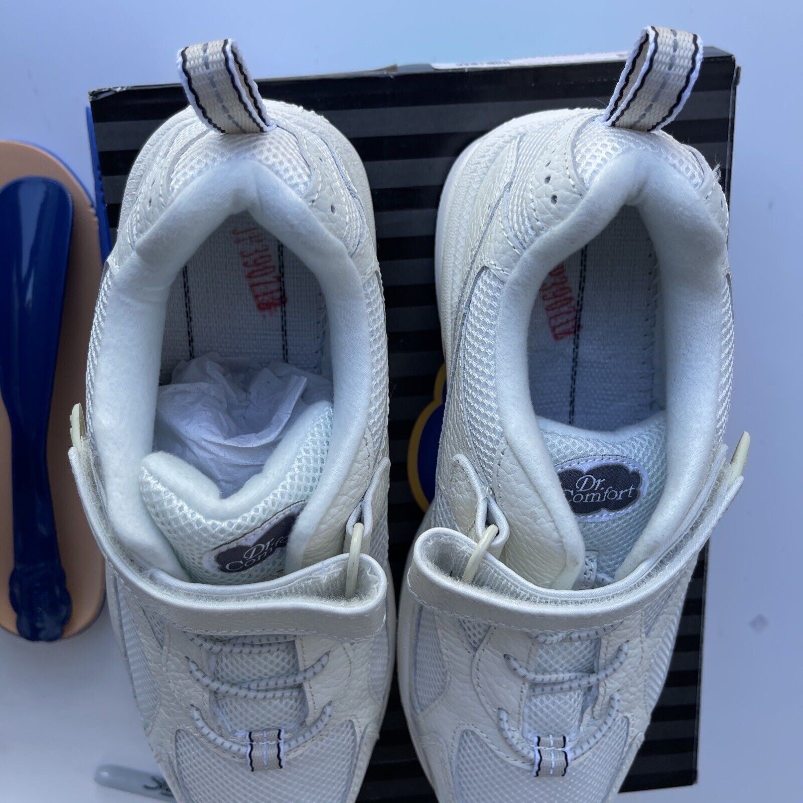 Dr. Comfort - 6840 - Size 8 W White -Therapeutic footwear, diabetic shoes. A123