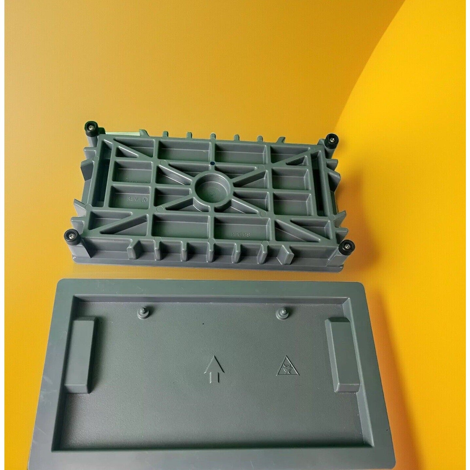 BioMerieux VITEK 2 Tray 533242-4