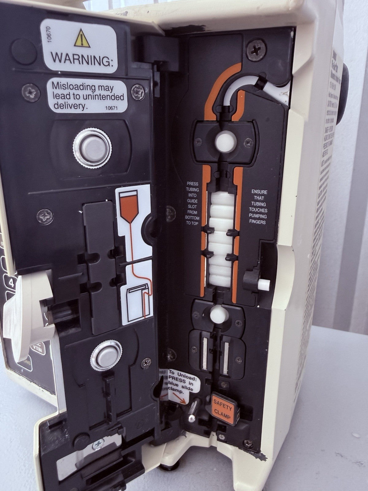 Baxter Flo-Gard 6201 Volumetric Infusion Pump 2M8063