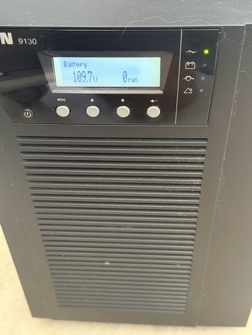 Eaton OCD9130L2000T-XL Powerware 9130 Tower UPS 1500VA 6 Outlet w Battery TESTED