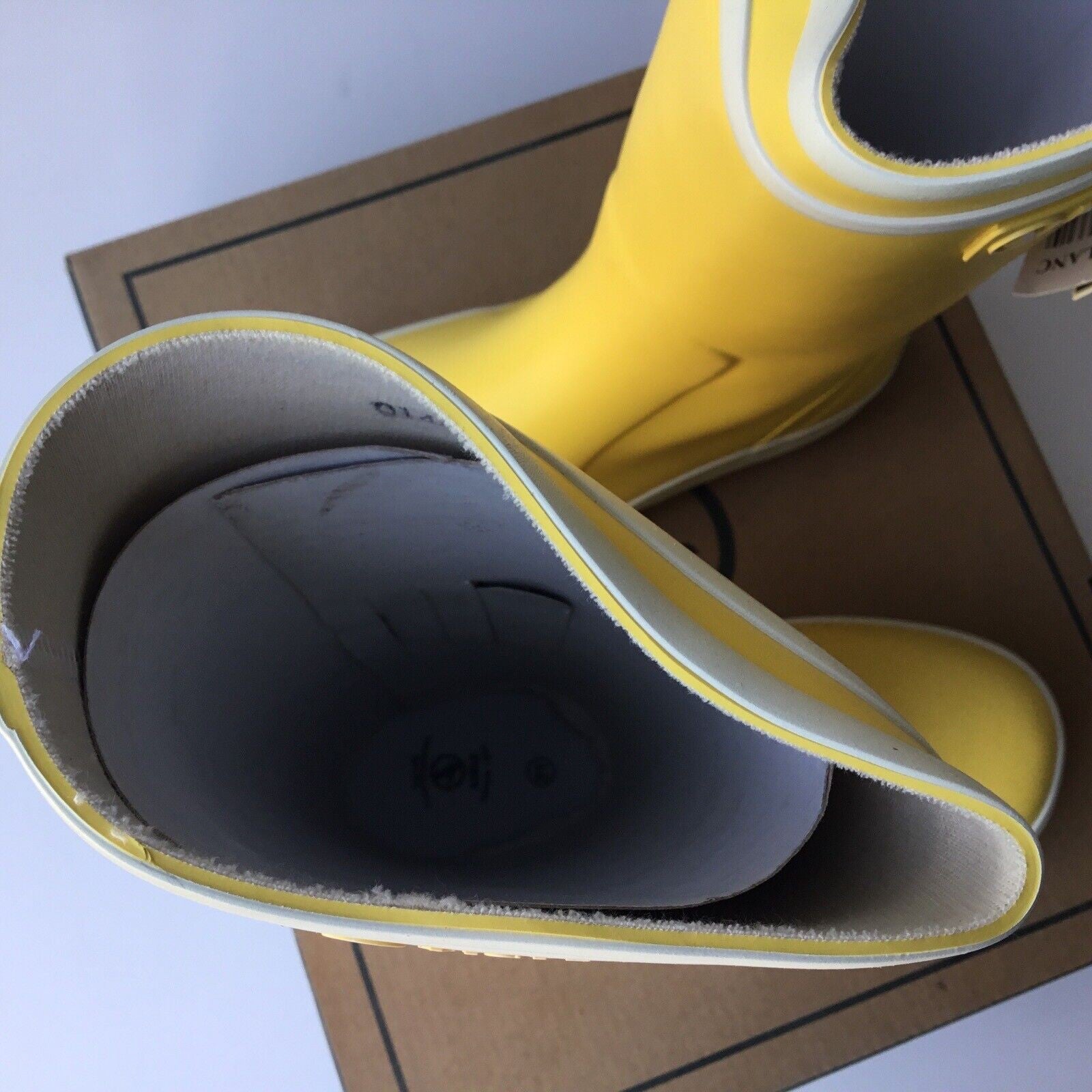 Aigle Lolly Pop Yellow Jaune Blank US Size 13