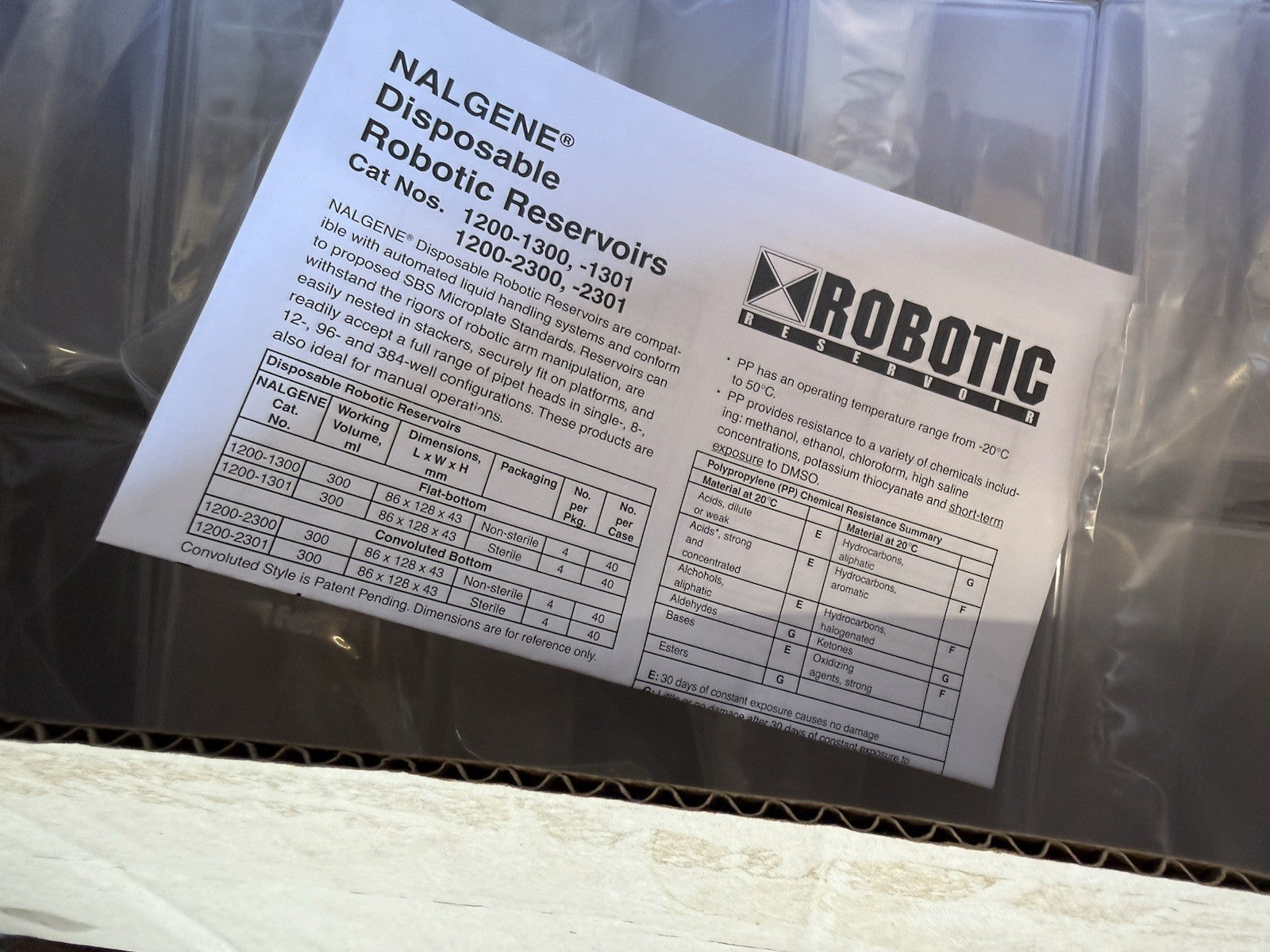 THERMO ROBOTIC RESERVOIRS FLAT BOTTOM 300ml 1200-1300, NEW One Package Of 4 Unit