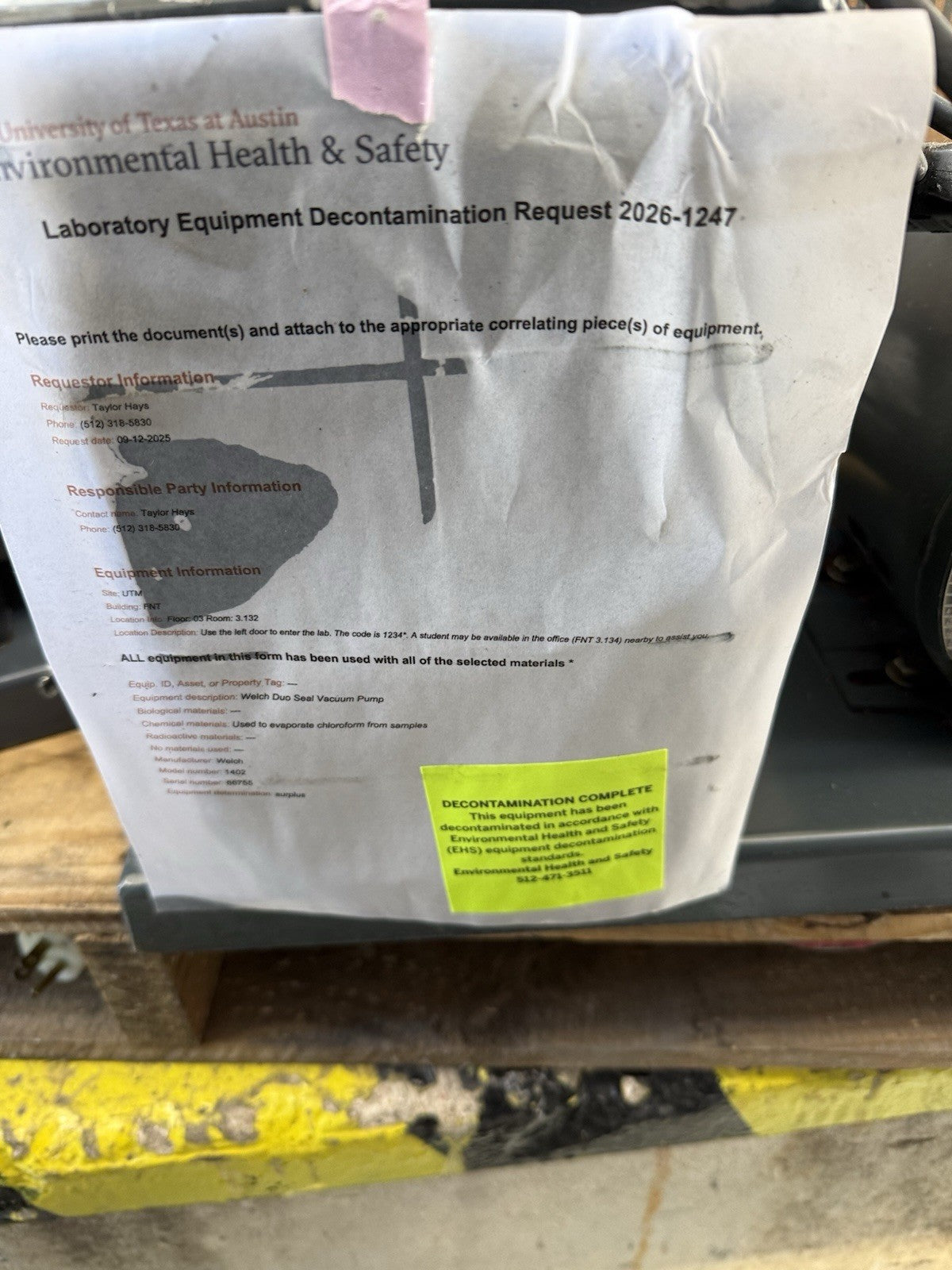 Welch 1402 Duoseal vacuum pump 1/2 hp
