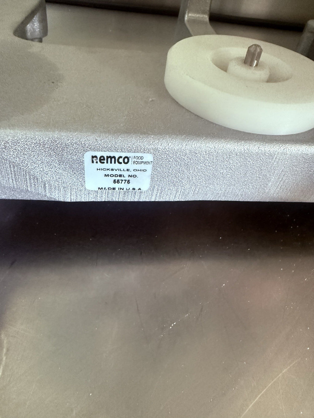 Nemco 55775 Easy Pineapple Corer / Peeler 