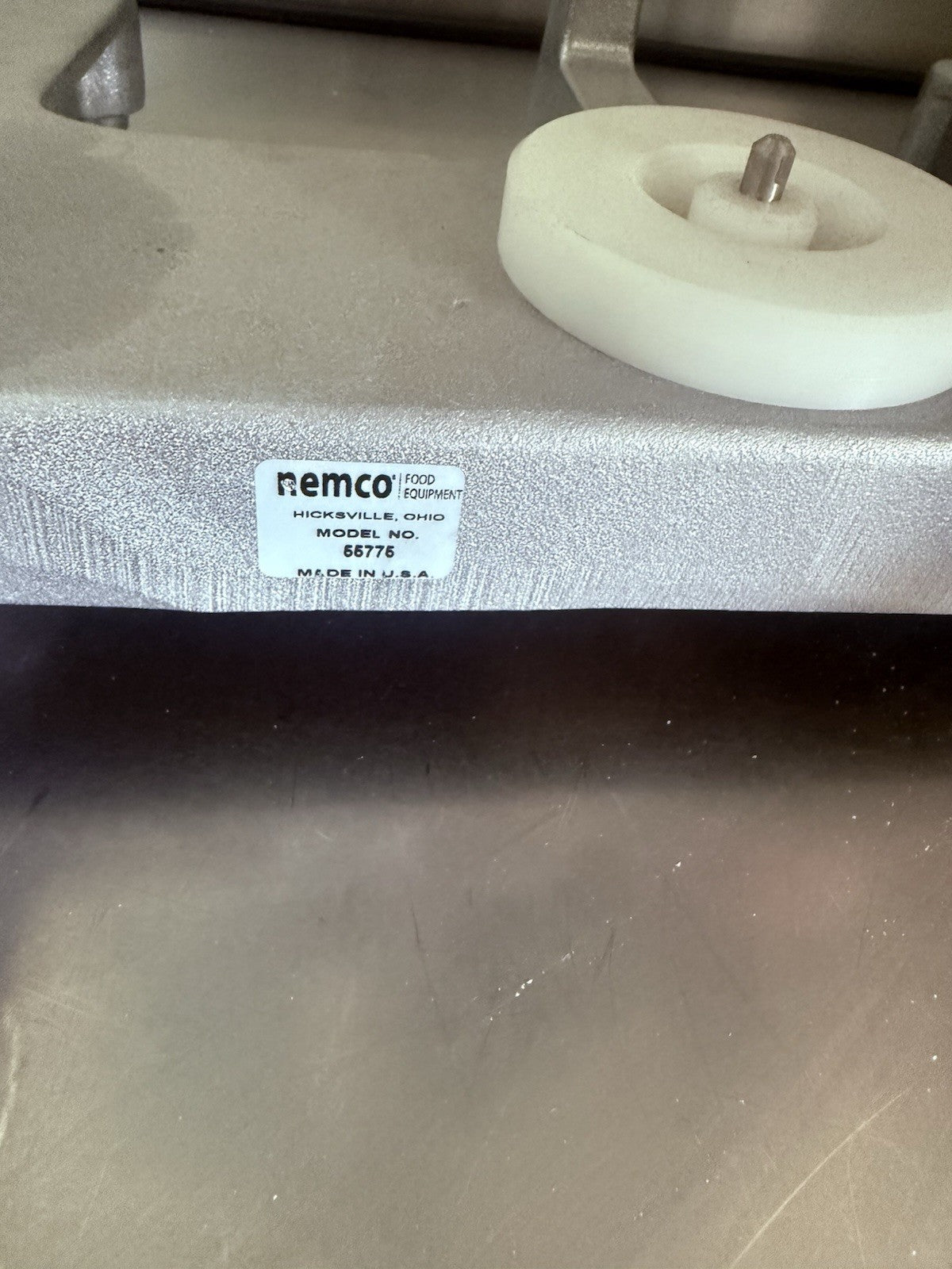 Nemco 55775 Easy Pineapple Corer / Peeler 