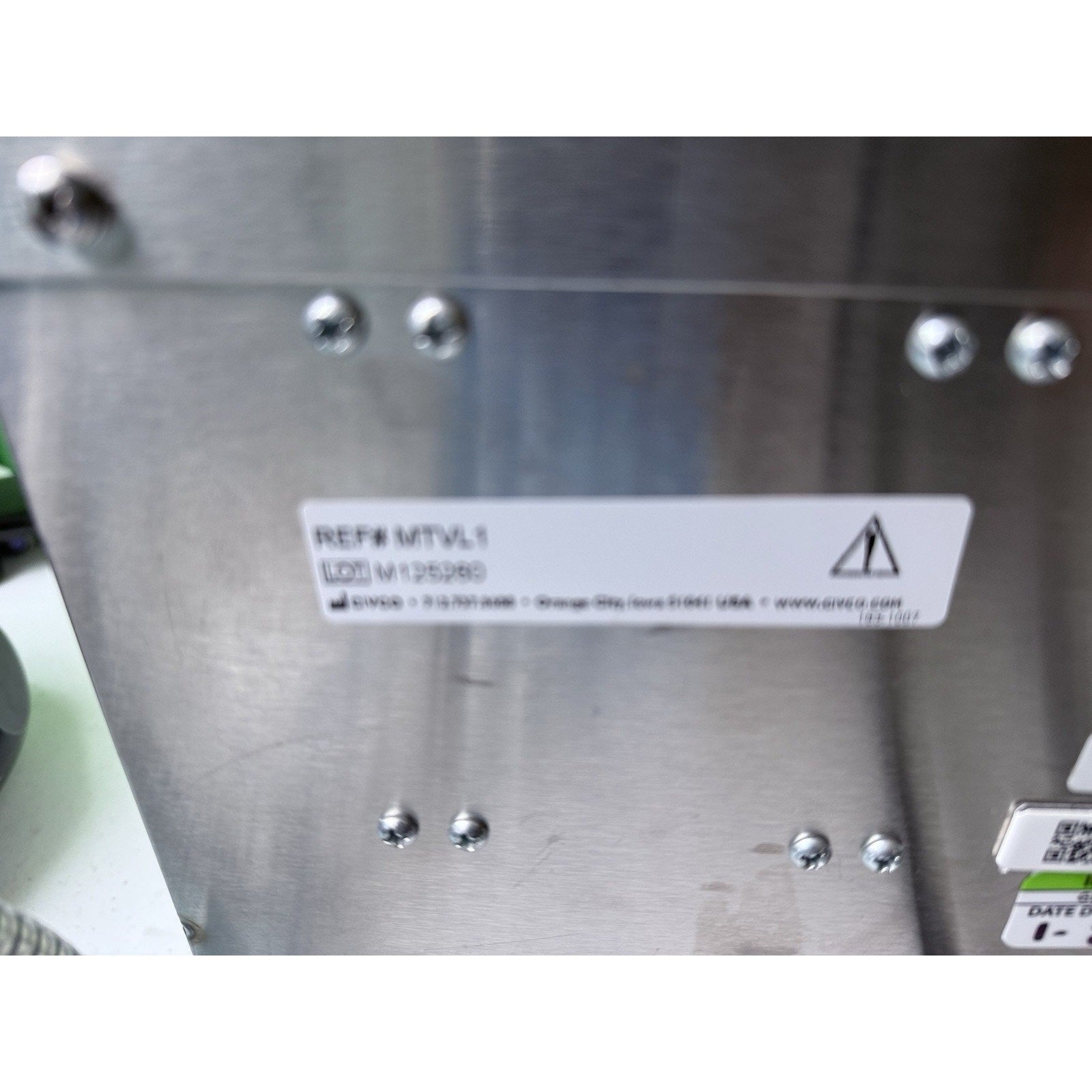 MED-TEC MT-VL-1 AIR COMPRESSOR WITH REMOTE. TESTED!!