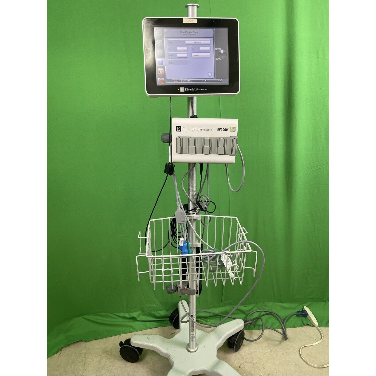 Edwards Lifesciences UTC-W10BO EV1000 Platform Hemodynamic Monitoring With Cart