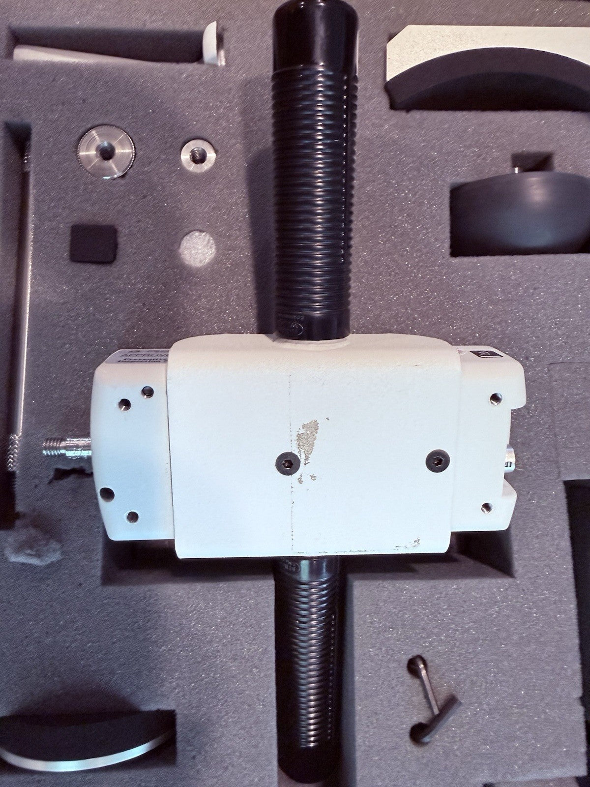 Chatillion 500 LB  FCE-500 Digital Force Gauge with ATTACHMENTS