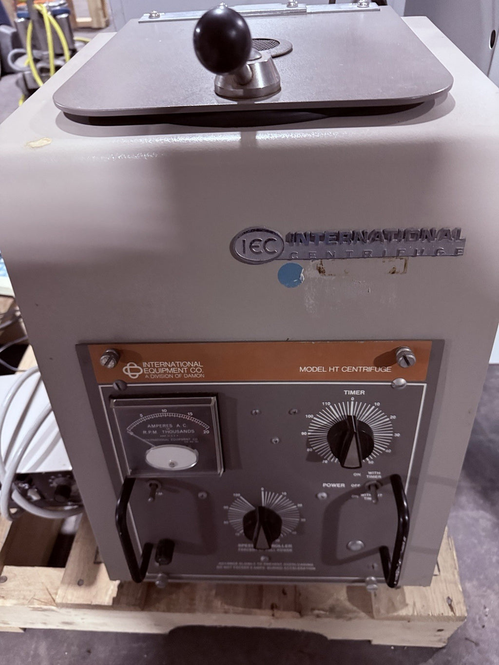 DAMON/IEC DIVISION IEC HT CENTRIFUGE With ROTOR