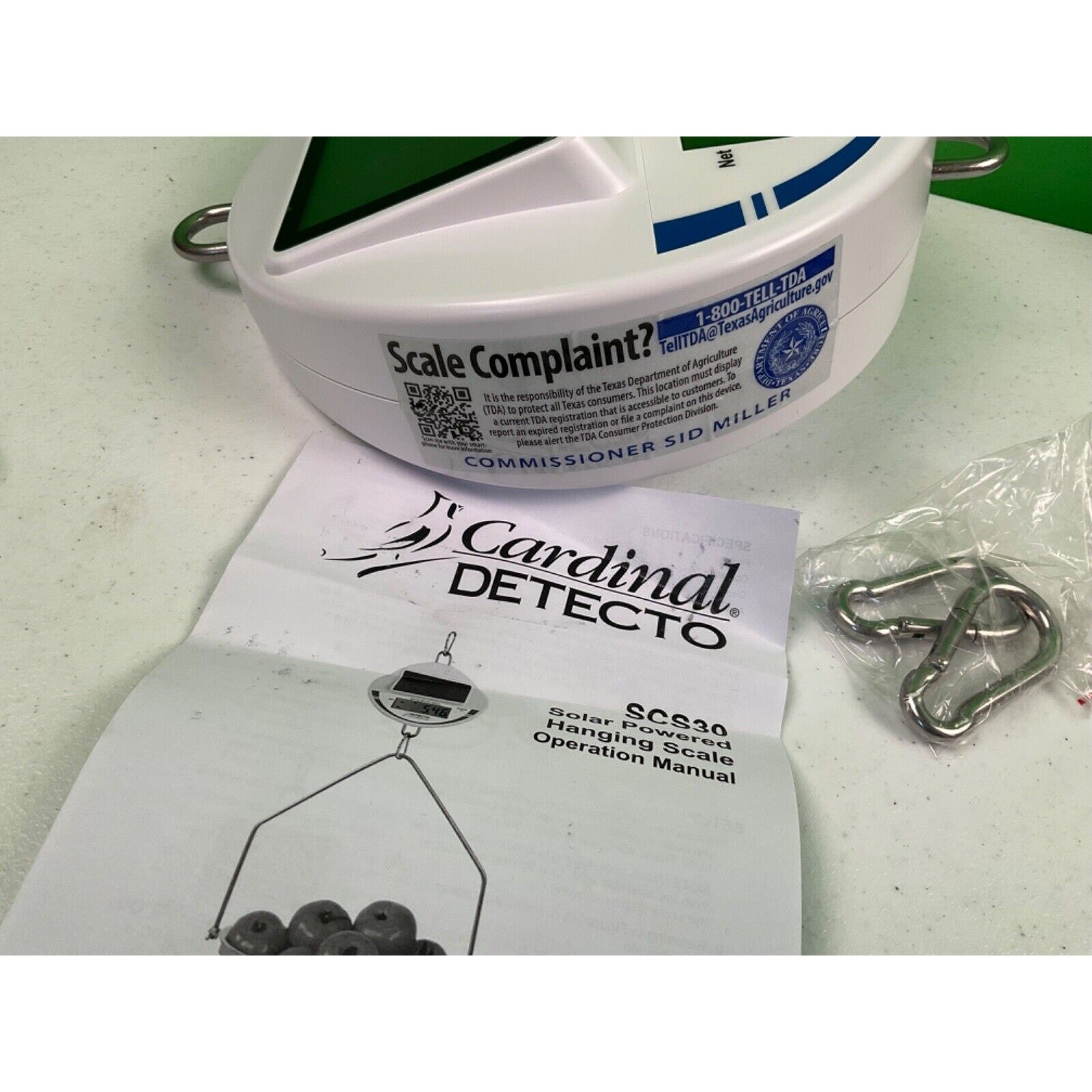 Dectecto Scale SCS30 Solar Hanging Scale 30 Pound Maximum Capacity. NEW