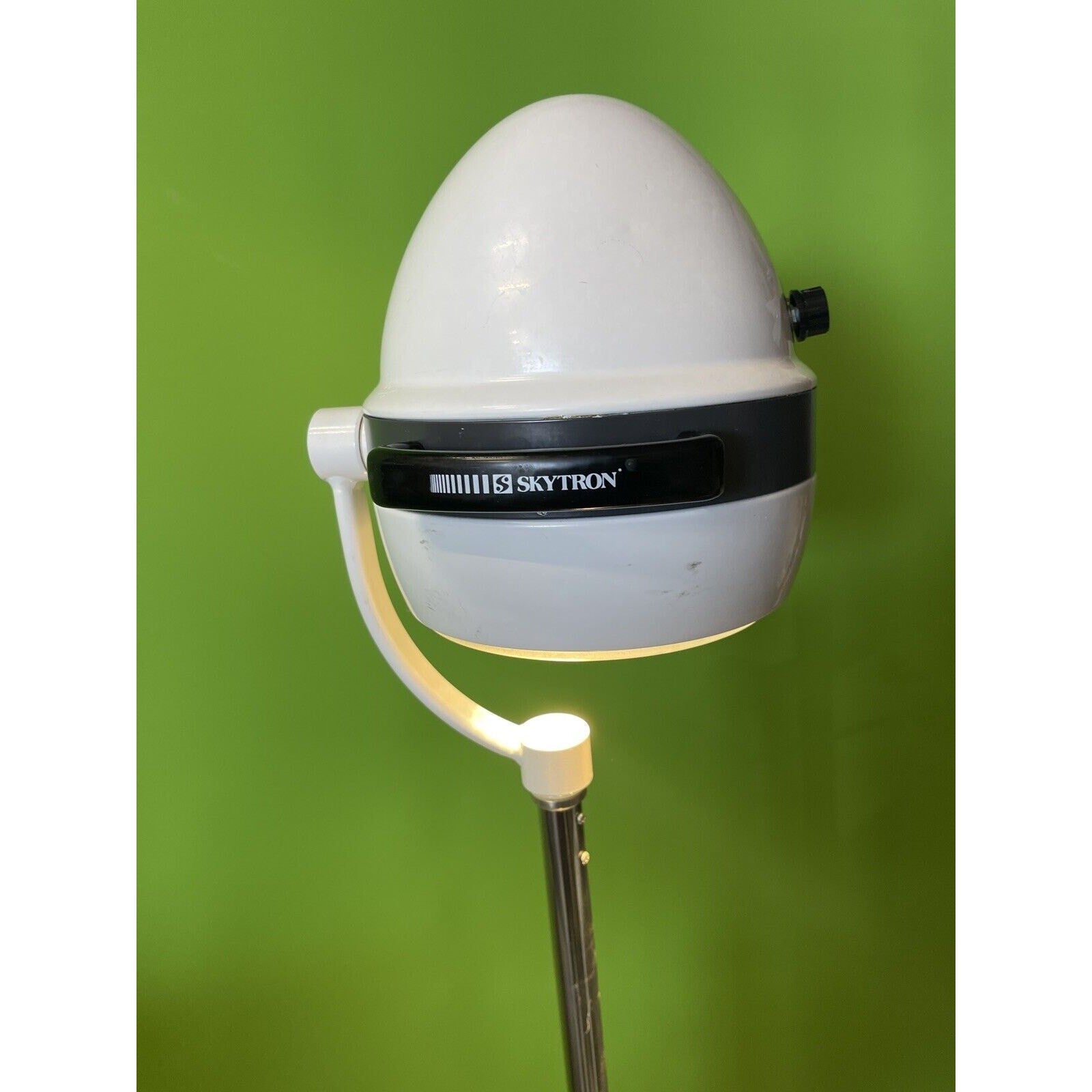 SKYTRON I9 SURGERY PROCEDURE LIGHT. Works