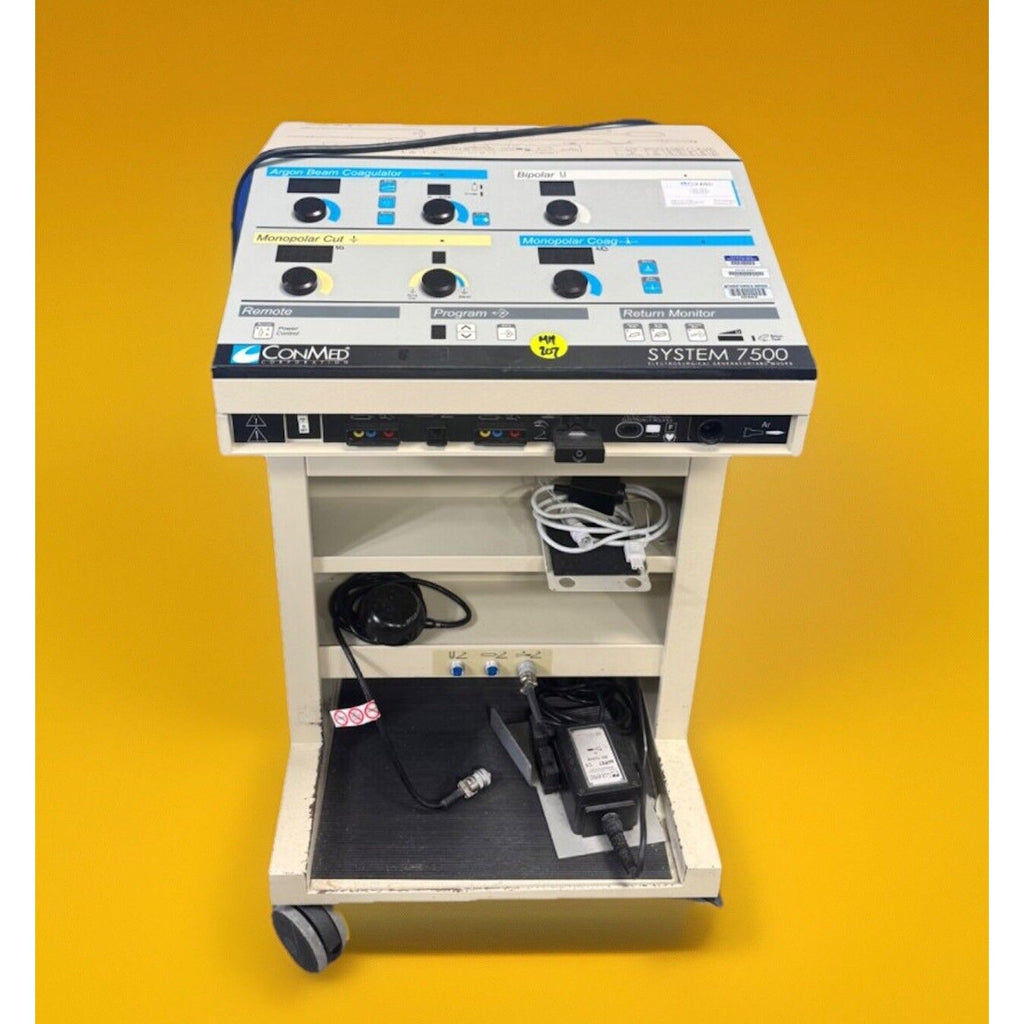 CONMED SYSTEM 7500 ELECTROSURGICAL GENERATOR MODES 60-7500-120 WITH Extra Items