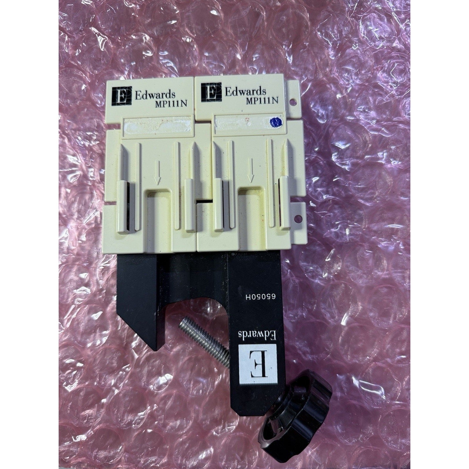Edwards Lifesciences 65050H MP111N Clip Bracket Adapters IV pole
