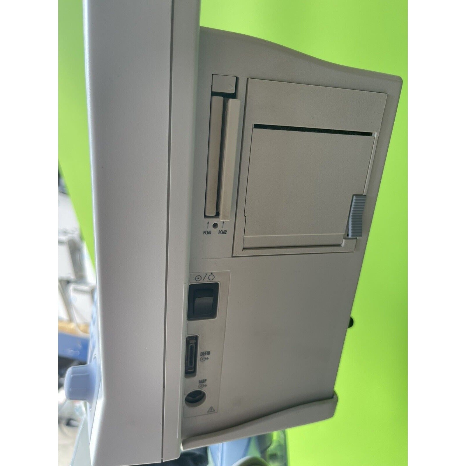 Datascope Passport 2 Patient Monitor With Stand & Culff