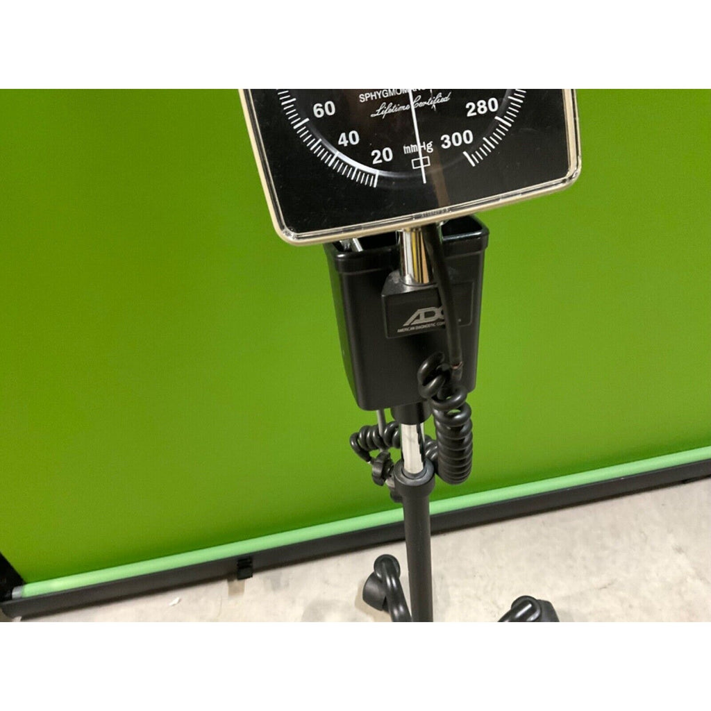 MediChoice Aneroid Sphygmomanometer with ADC Stand