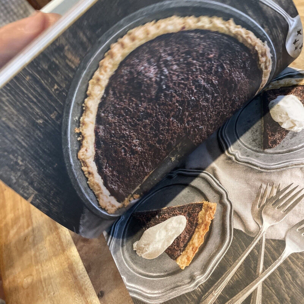 Breaking Bread : A Baker's Journey Home in 75 Recipes by Martin Philip (2017,...