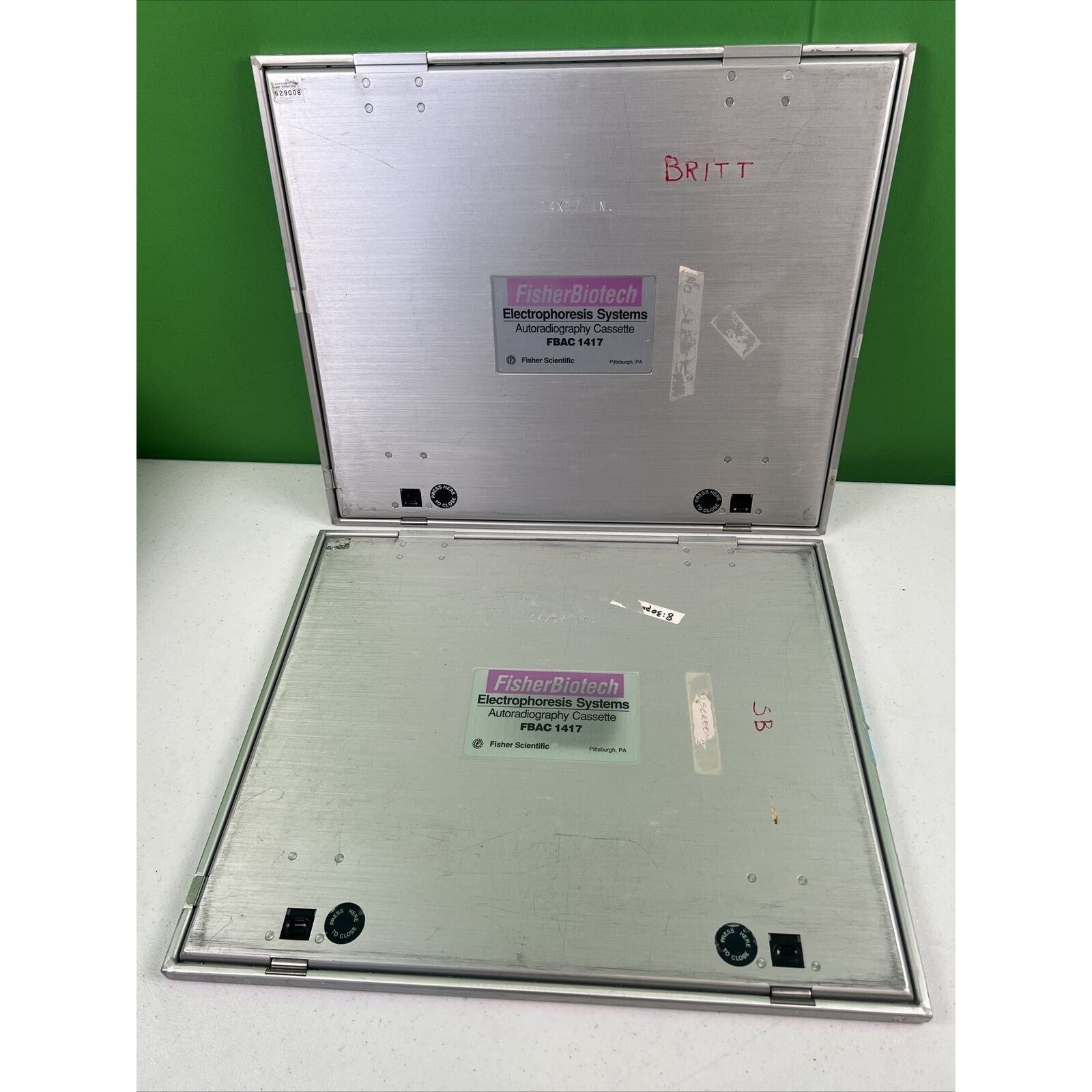 2 Units Fisher Scientific FBAC 1417 Autoradiography Cassette Electrophoresis