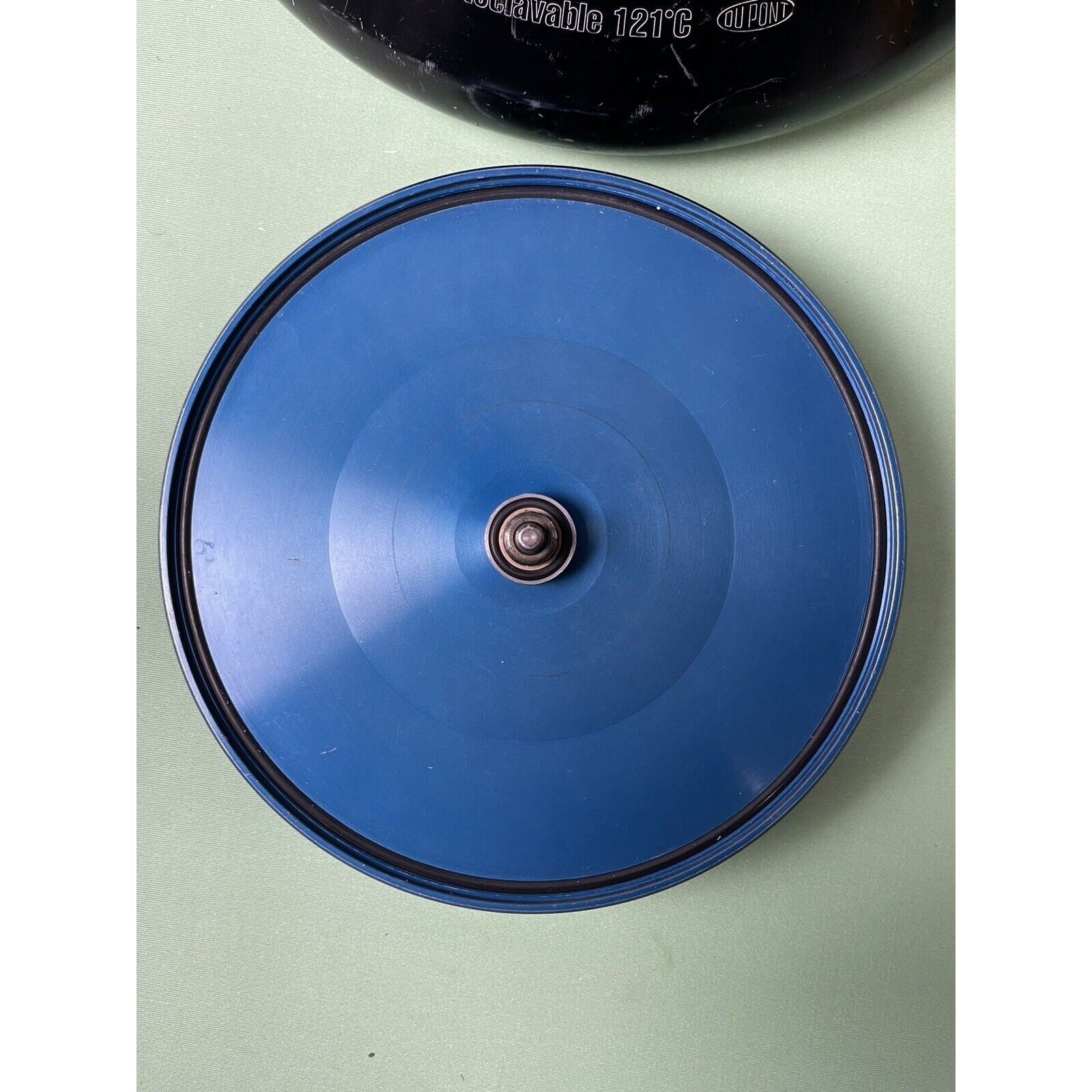 SORVALL MODEL SA-600 AUTOCLAVABLE 121 C